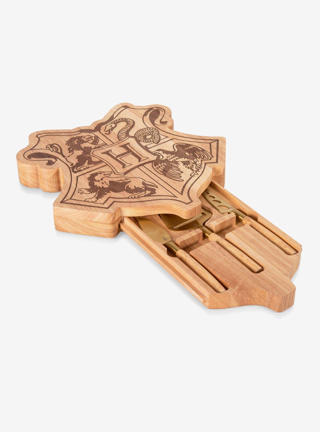 Harry Potter Hogwarts Crest Parawood Cheese Set with Tools, , hi-res