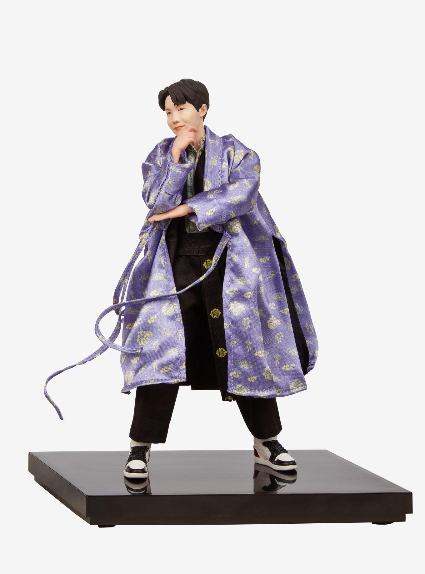 BTS j-hope Deluxe Statue