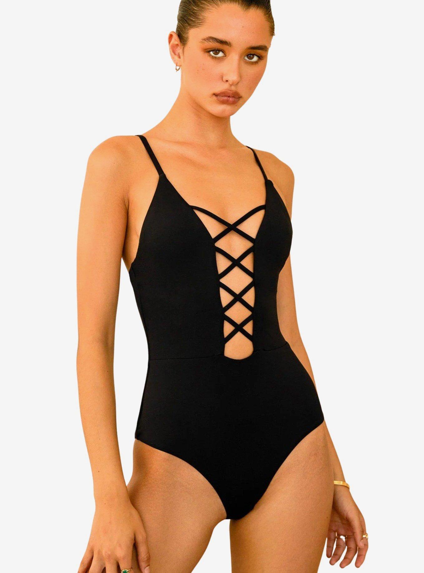 Hot topic one piece 2024 swimsuits