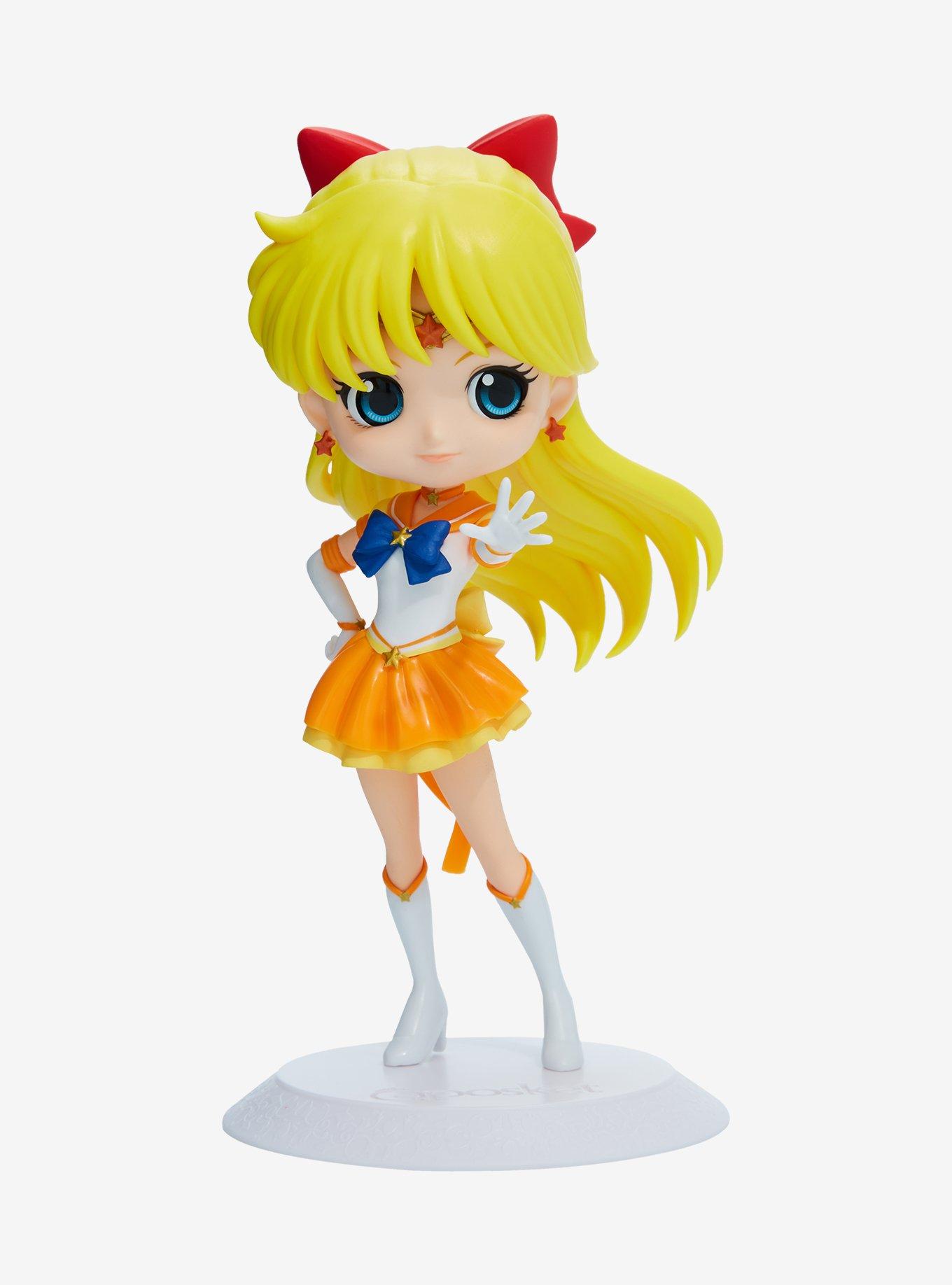 Banpresto Sailor Moon Cosmos Q Posket Eternal Sailor Venus Figure (Ver. A)