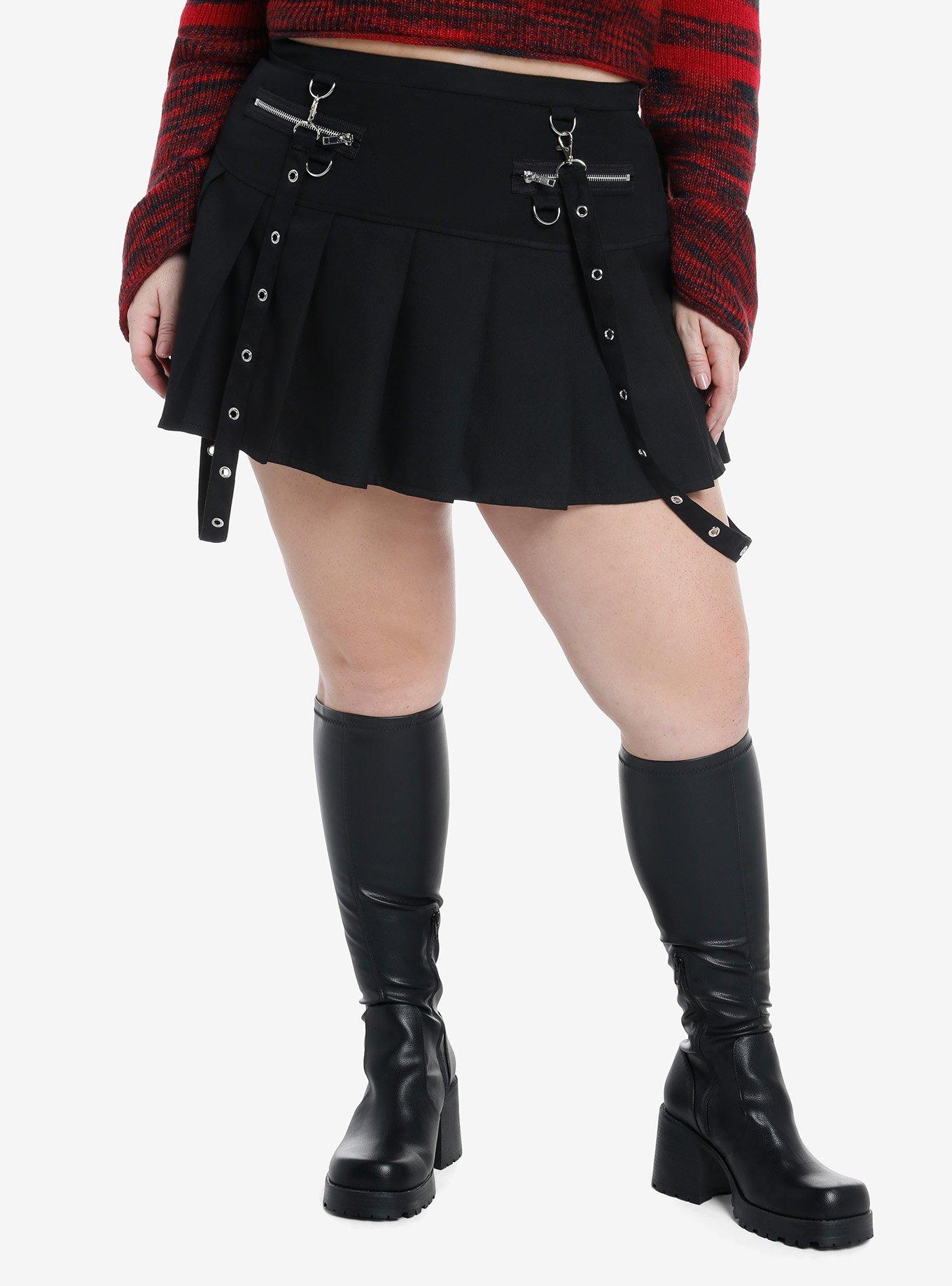 Social Collision Black Pleated Grommet Suspender Skirt Plus