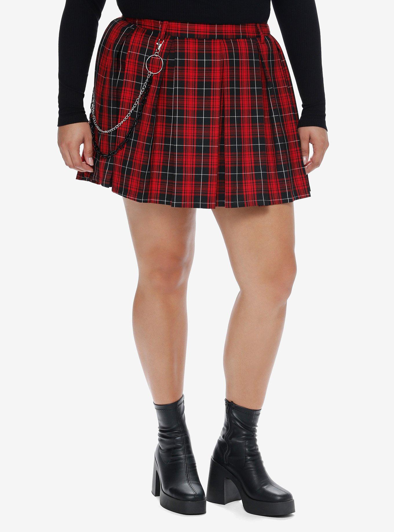 Social Collision Red Plaid Side Chain Pleated Skirt Plus Size | Hot Topic