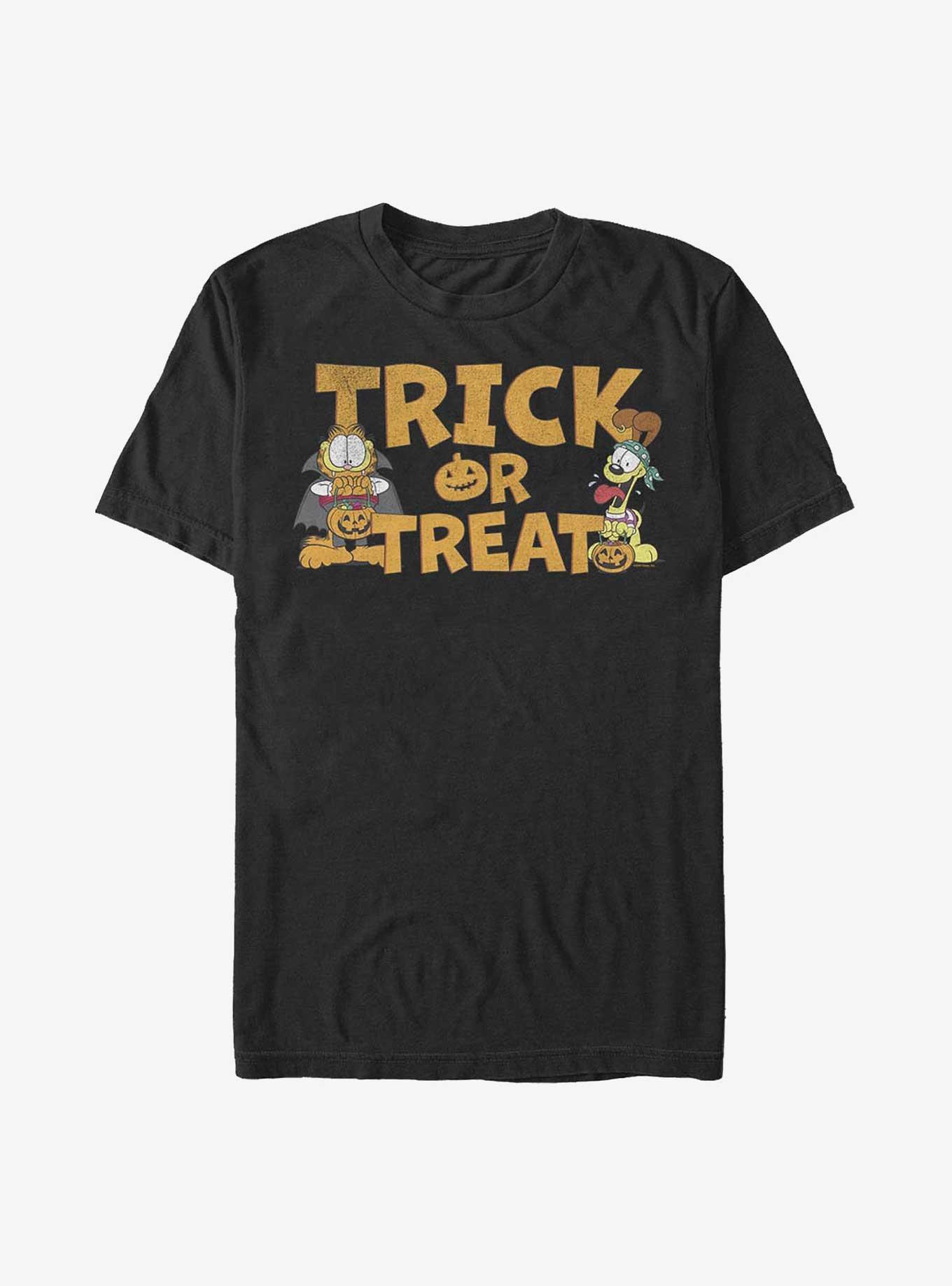 Garfield & Odie Halloween Trick Or Treat T-Shirt, , hi-res