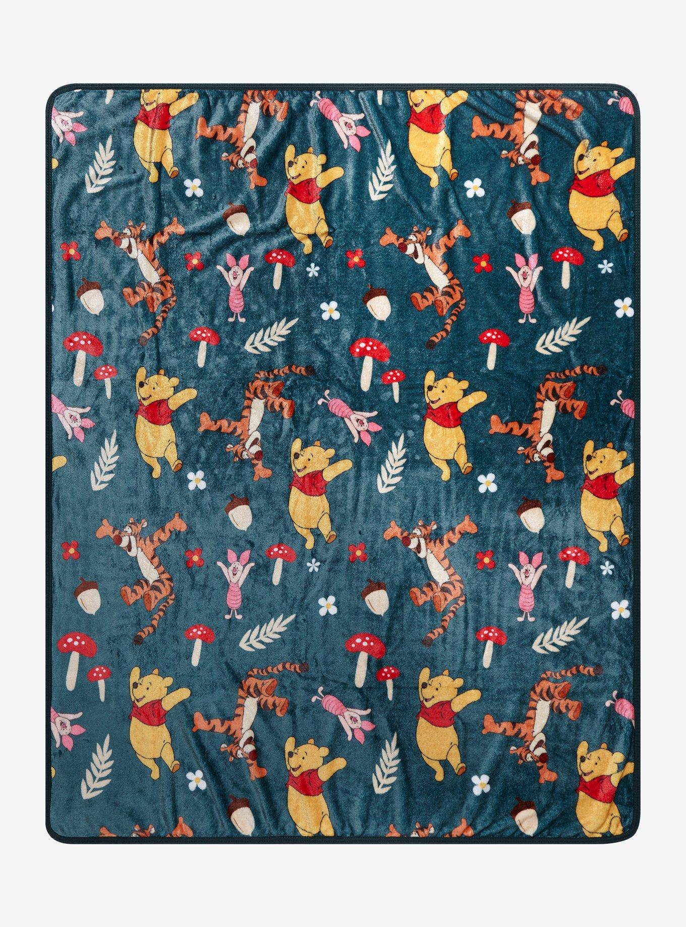 Disney Winnie The Pooh Forest Foliage Throw Blanket, , hi-res