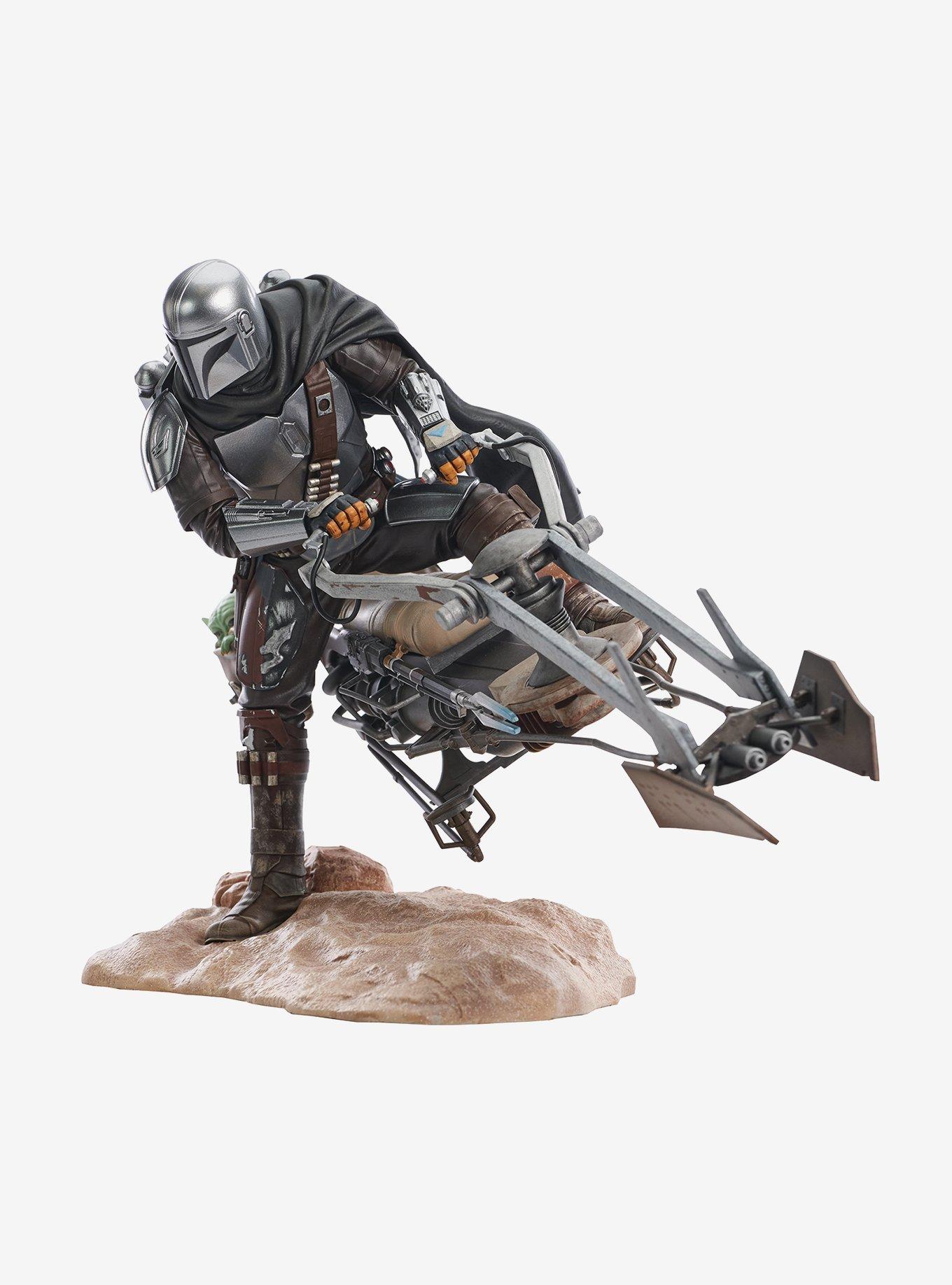 Diamond Select Toys Star Wars The Mandalorian Premier Collection Din Djarin with Speeder Bike Figure, , hi-res