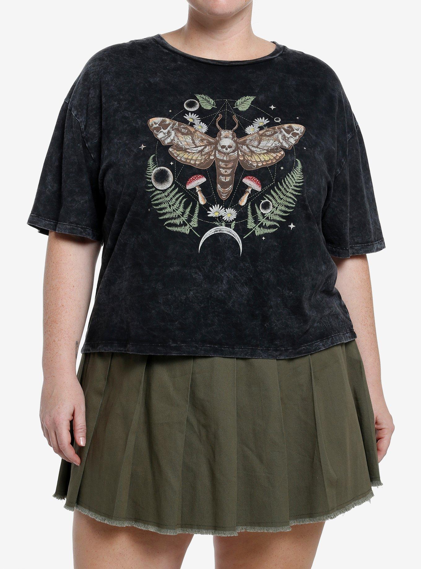 Thorn & Fable Moth Mushrooms Mineral Wash Girls Crop T-Shirt Plus Size, BROWN, hi-res