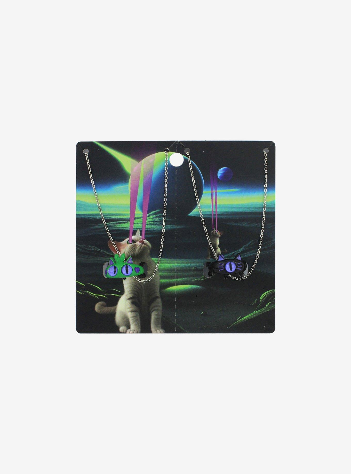 Alien Cats Best Friend Necklace Set