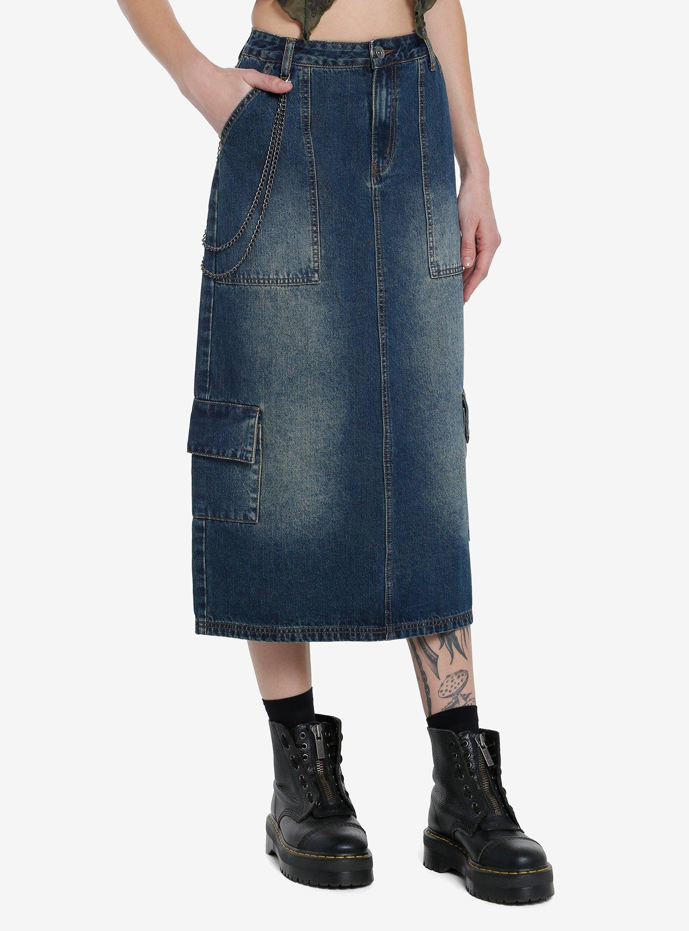 Social Collision Dark Wash Cargo Denim Midi Skirt With Chain, INDIGO, hi-res