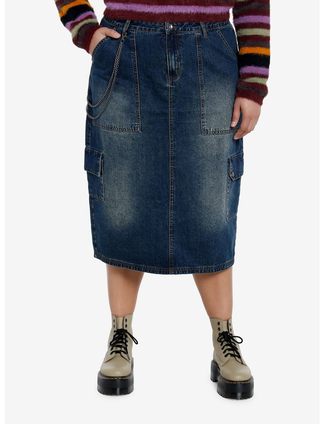 Social Collision Dark Wash Cargo Denim Midi Skirt With Chain Plus Size, INDIGO, hi-res