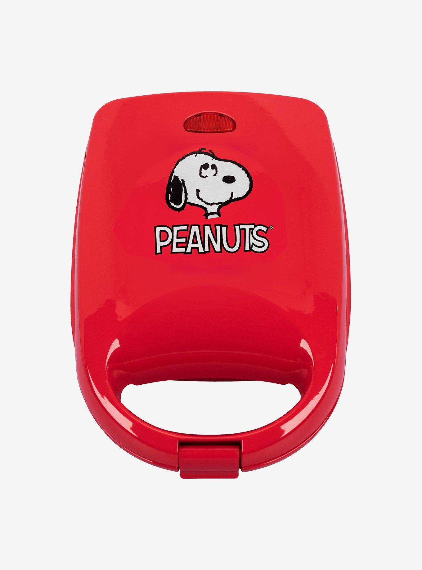 Uncanny Brands Peanuts Snoopy Dog Treat Maker - Pet Appliance