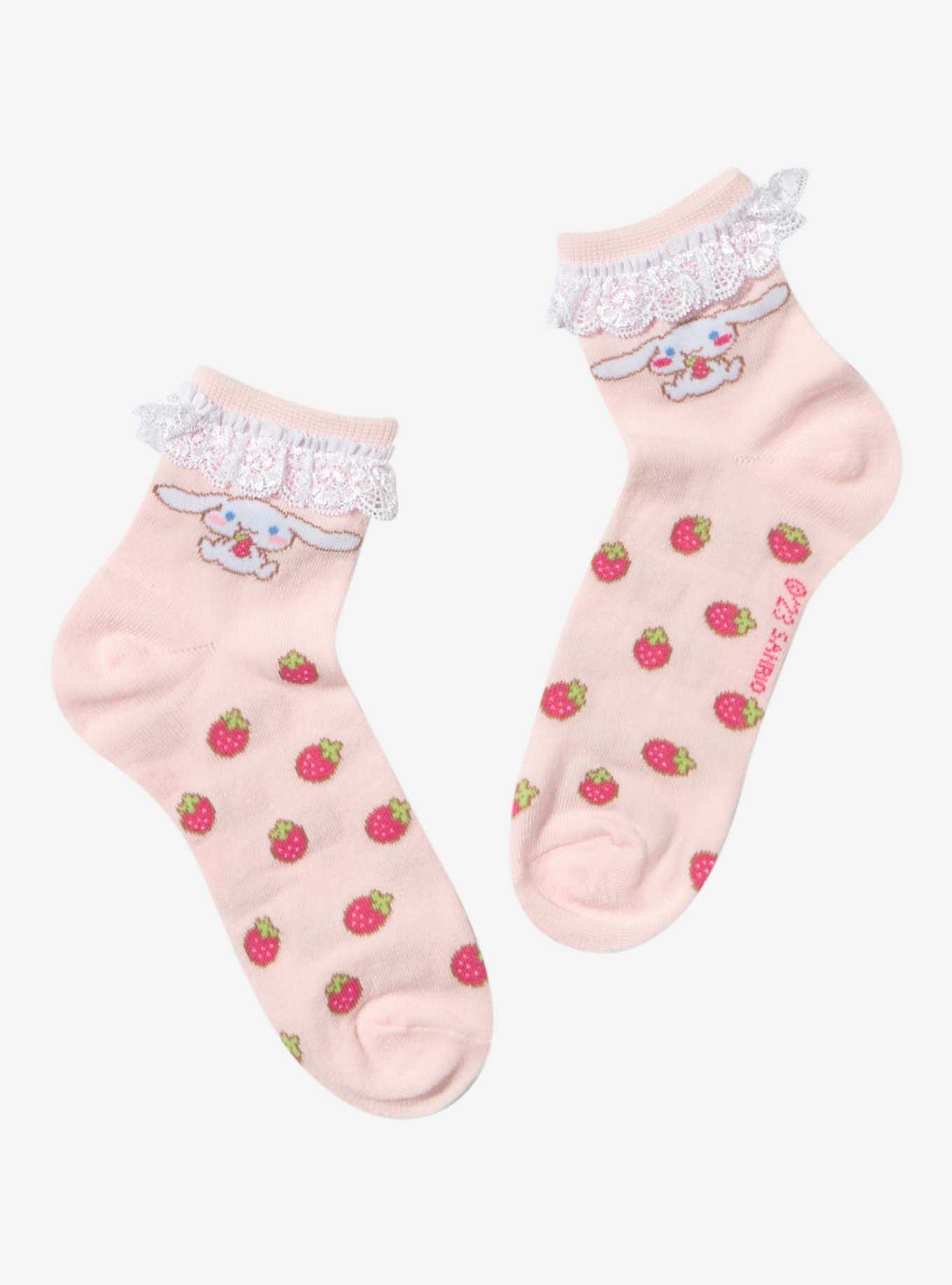 Cinnamoroll Strawberry Lace Ankle Socks, , hi-res
