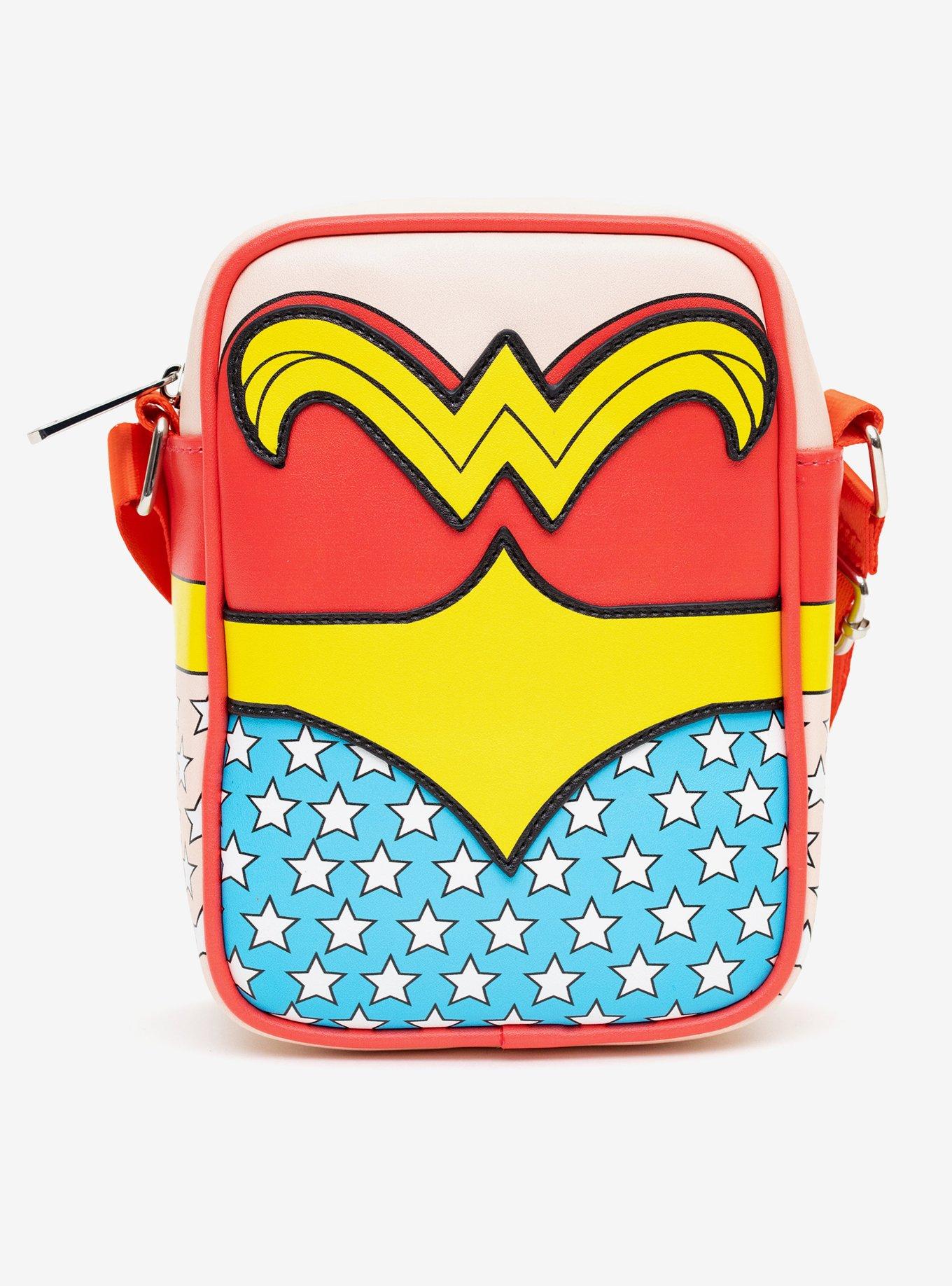 DC Comics Wonder Woman Body Character Close Up Crossbody Bag, , hi-res