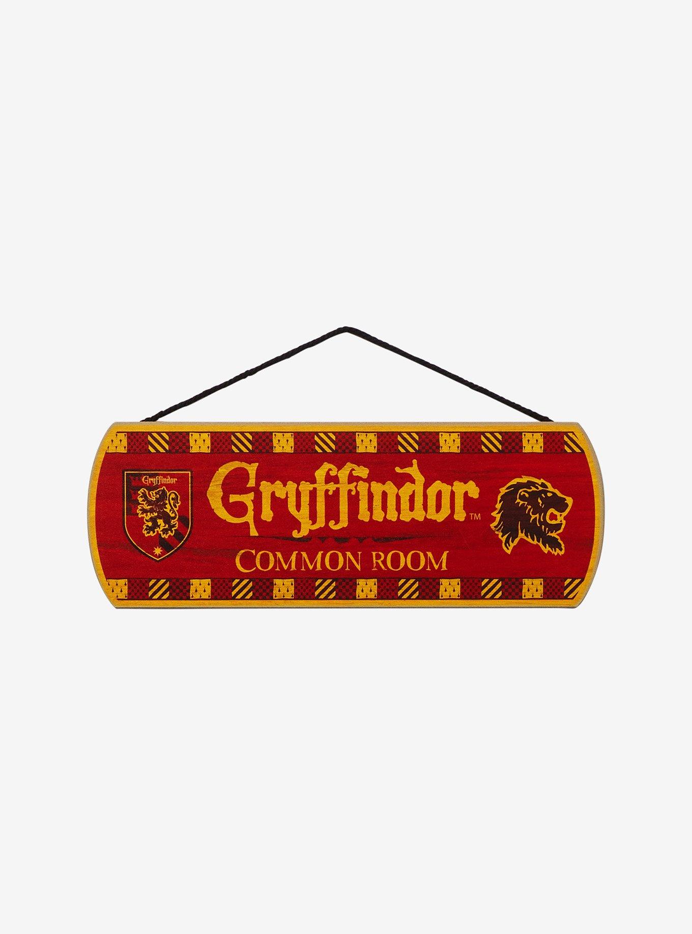 Harry Potter Hogwarts School Gryffindor House Crest Hair Bow Multicoloured  : Target