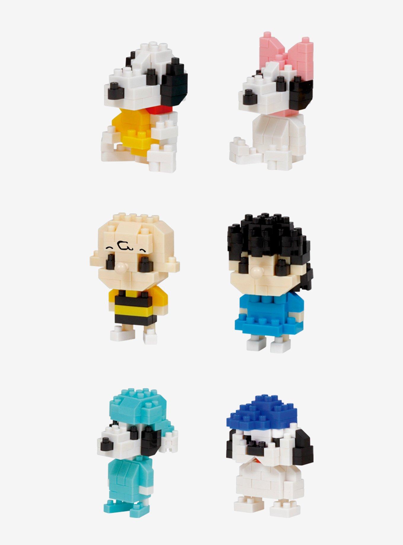 Kawada Peanuts Nanoblock Mininano Charlie Brown & Friends Vol. 2 Blind Box Build Set, , hi-res