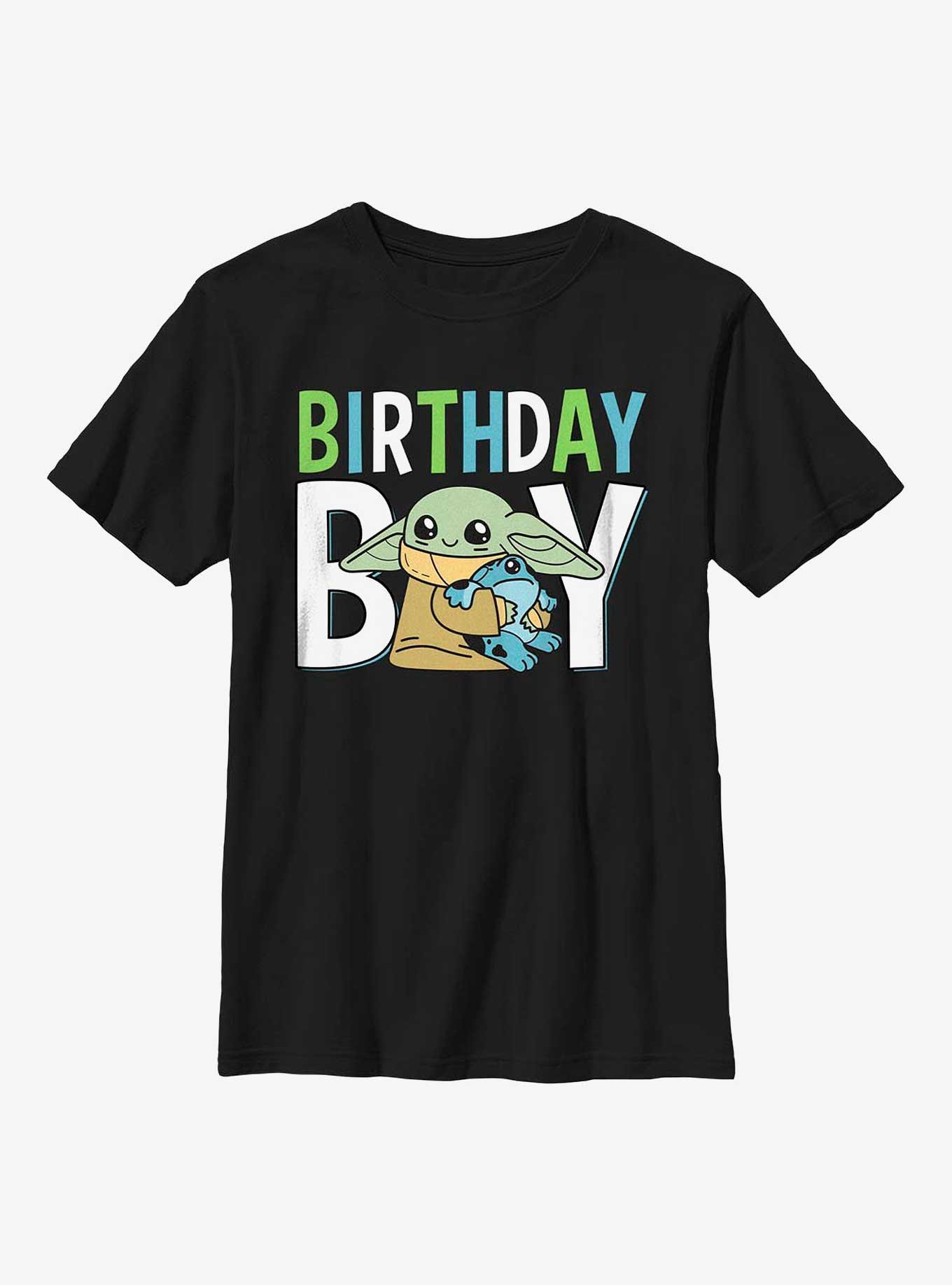 Star Wars The Mandalorian Birthday Boy Grogu Hug Youth T-Shirt - BLACK ...