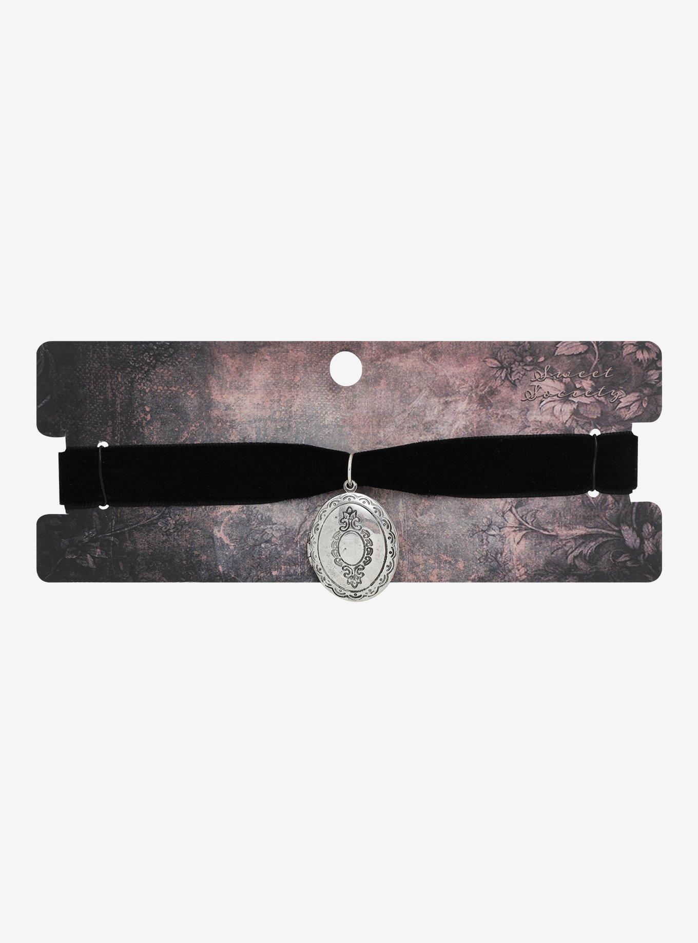 Velvet Locket Choker, , hi-res