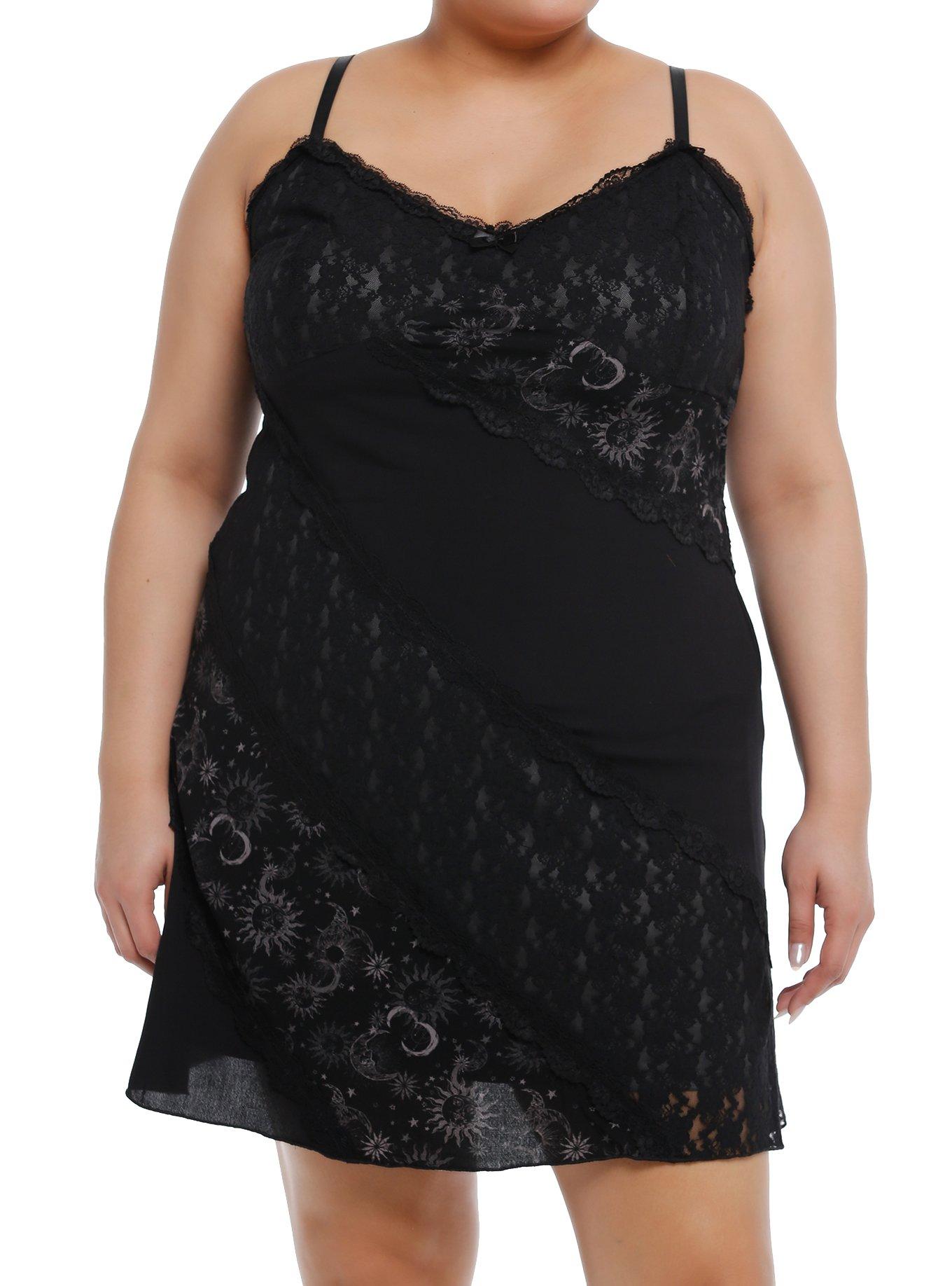 Hot Topic Black Lace Tiered Strapless Dress Plus