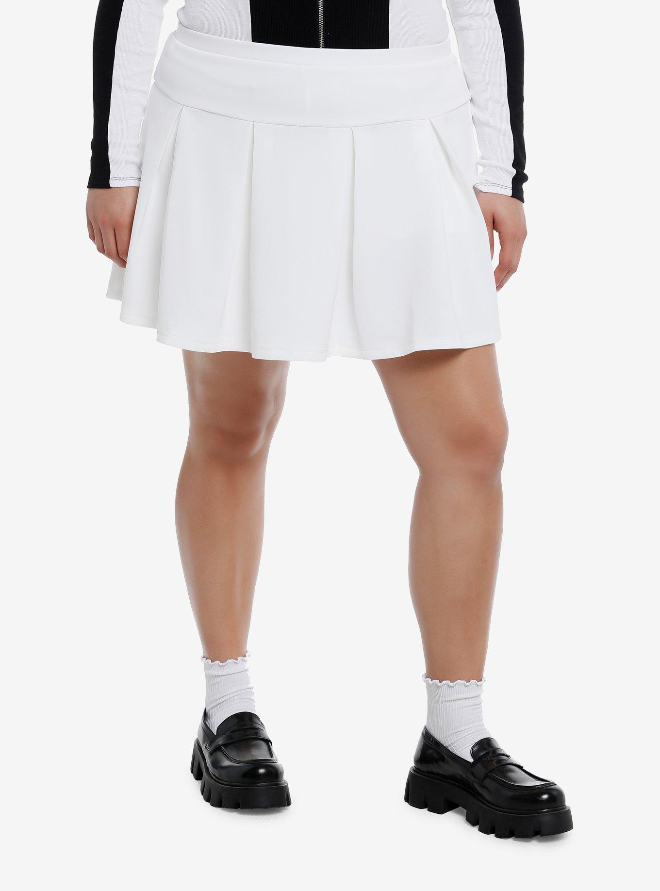 Sweet Society&reg; White Pleated Skort Plus Size, , hi-res