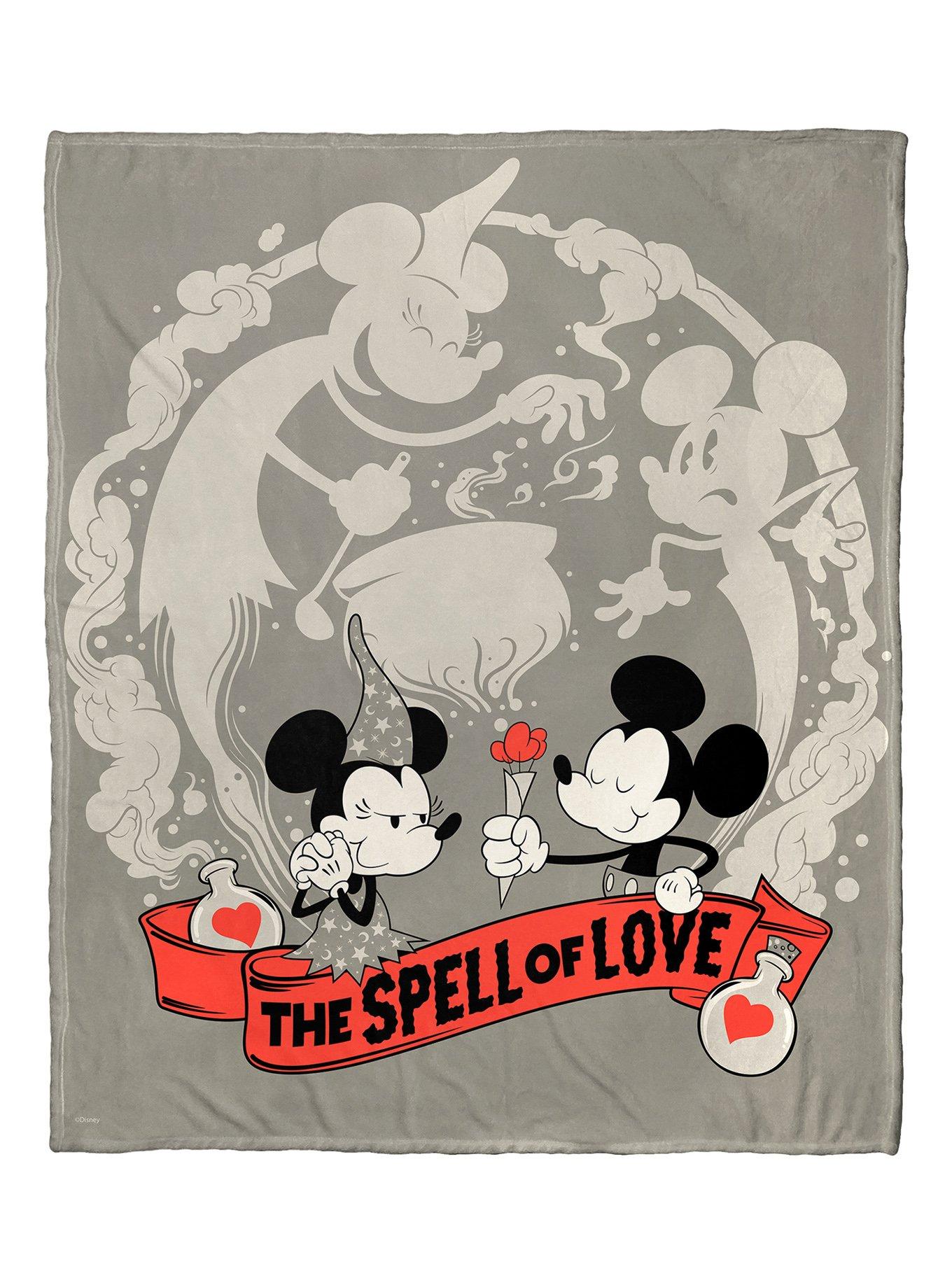 Disney Mickey Mouse Spell Of Love Silk Touch Throw, , hi-res