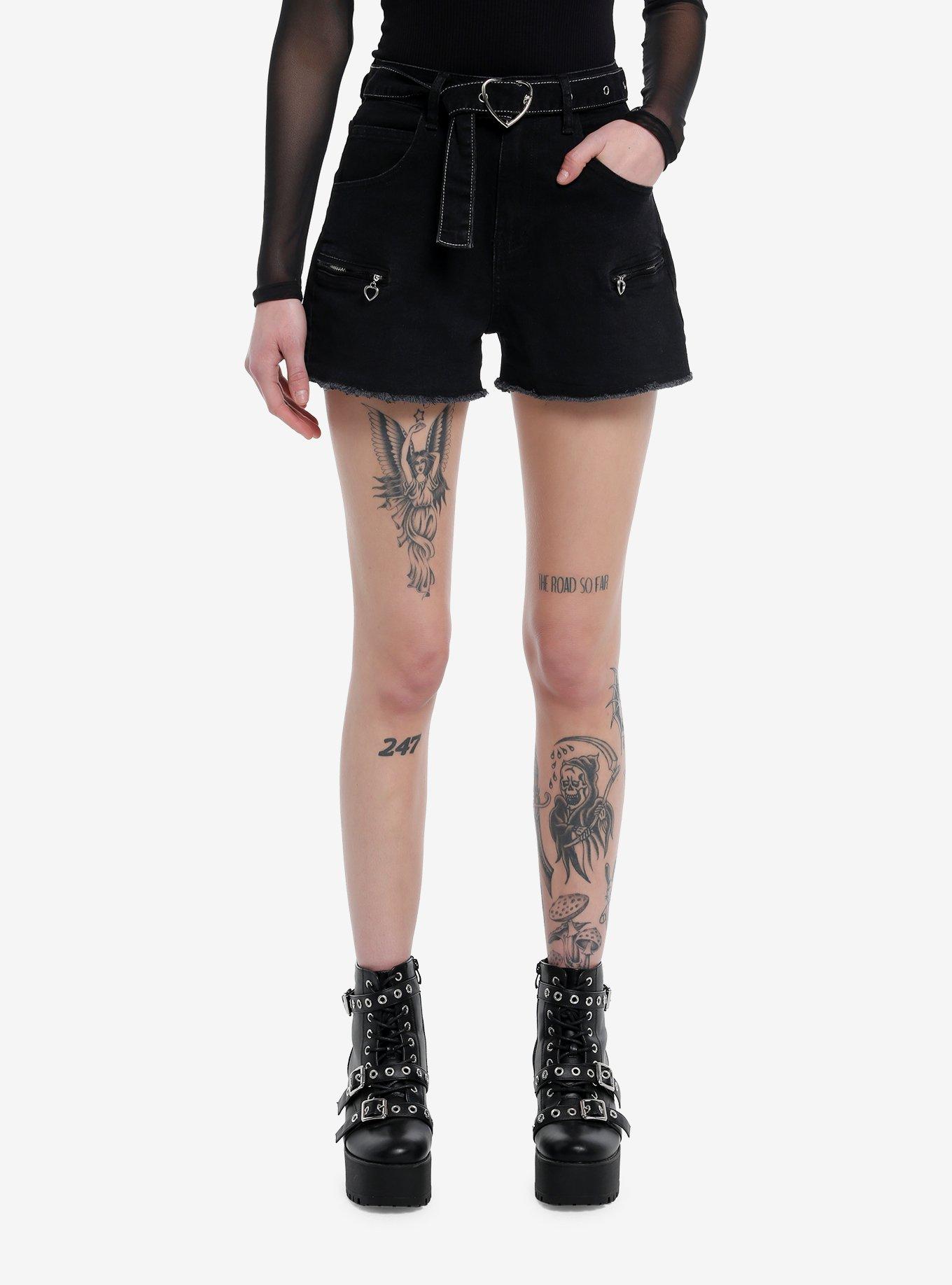 Black Zipper High Rise Shorts With Belt, BLACK, hi-res