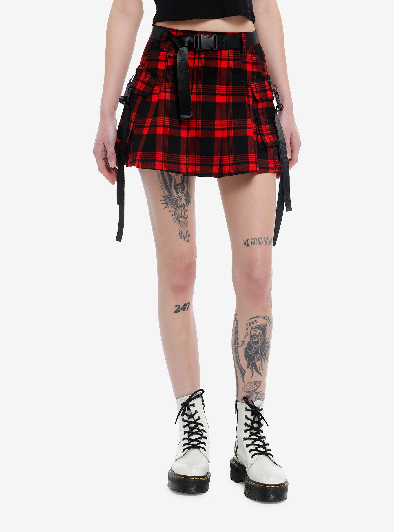 Red Plaid Buckle Pleated Skirt With Belt, BLACK, hi-res