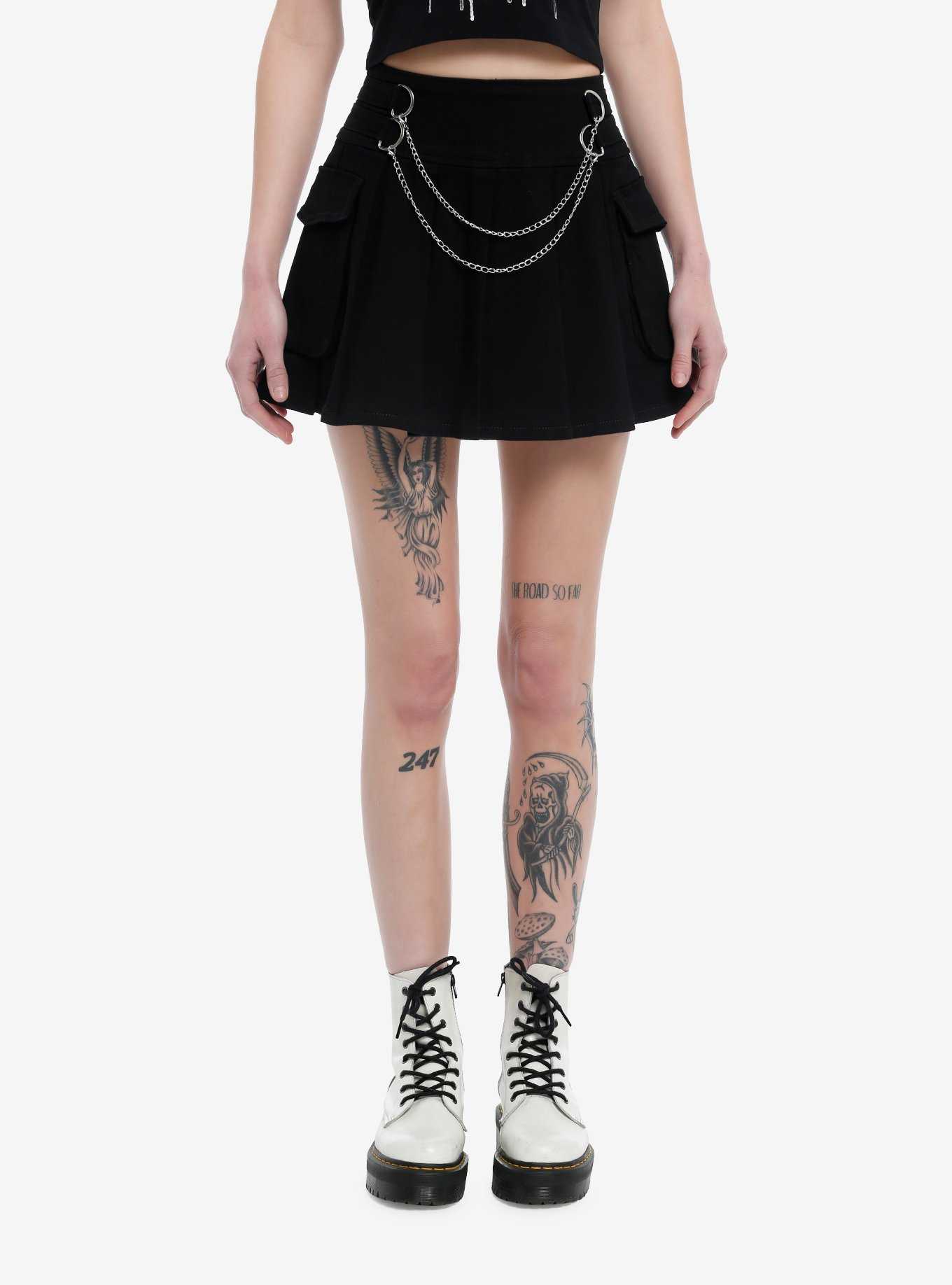 Black Double Chain Cargo Pleated Skirt, , hi-res