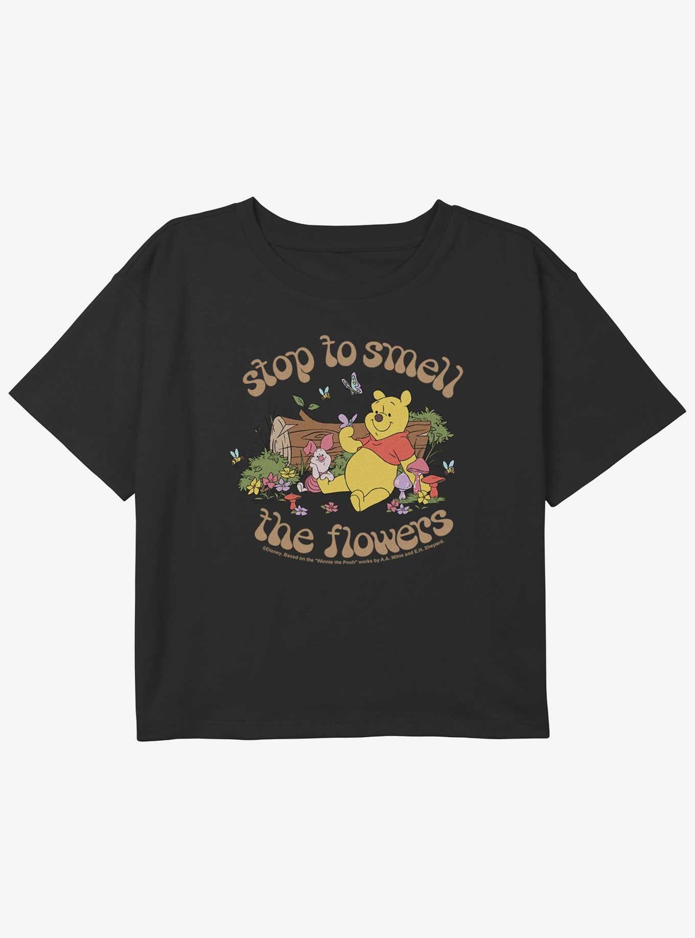 Disney Winnie The Pooh Smell The Flowers Girls Youth Crop T-Shirt, BLACK, hi-res