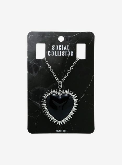 Social Collision Black Heart Spike Necklace | Hot Topic