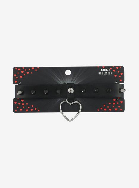 Heart choker hot topic store