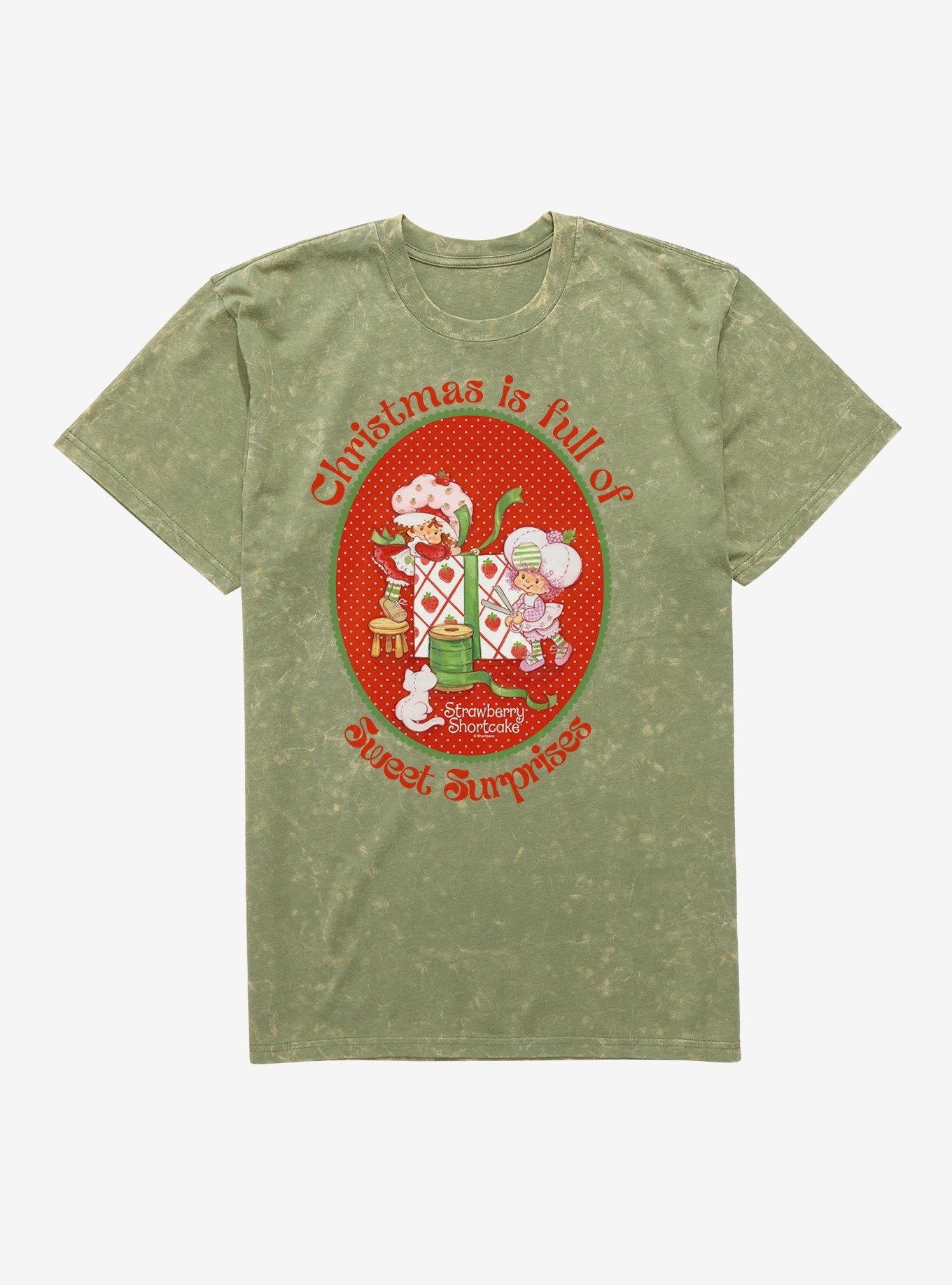 Strawberry Shortcake Christmas Sweet Surprises Mineral Wash T-Shirt, , hi-res