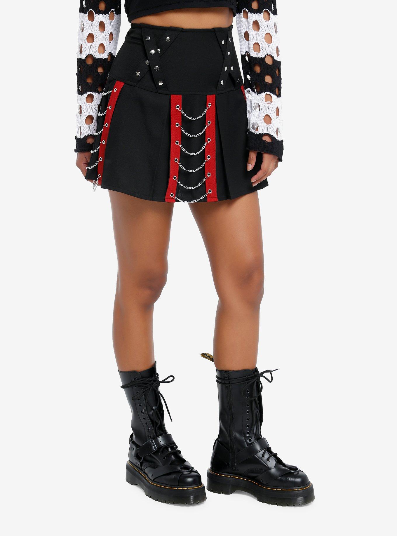 Social Collision Black & Red Chains Pleated Skirt, RED, hi-res