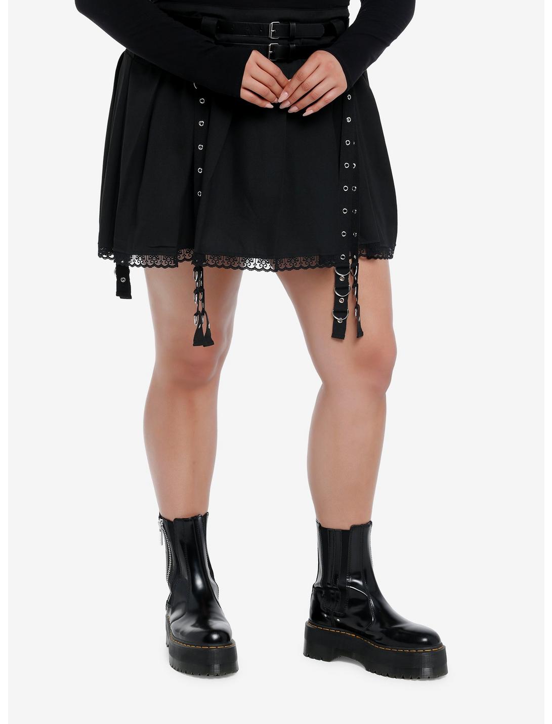 Social Collision Black Grommet Strap Pleated Skirt With Belt Plus Size, BLACK, hi-res