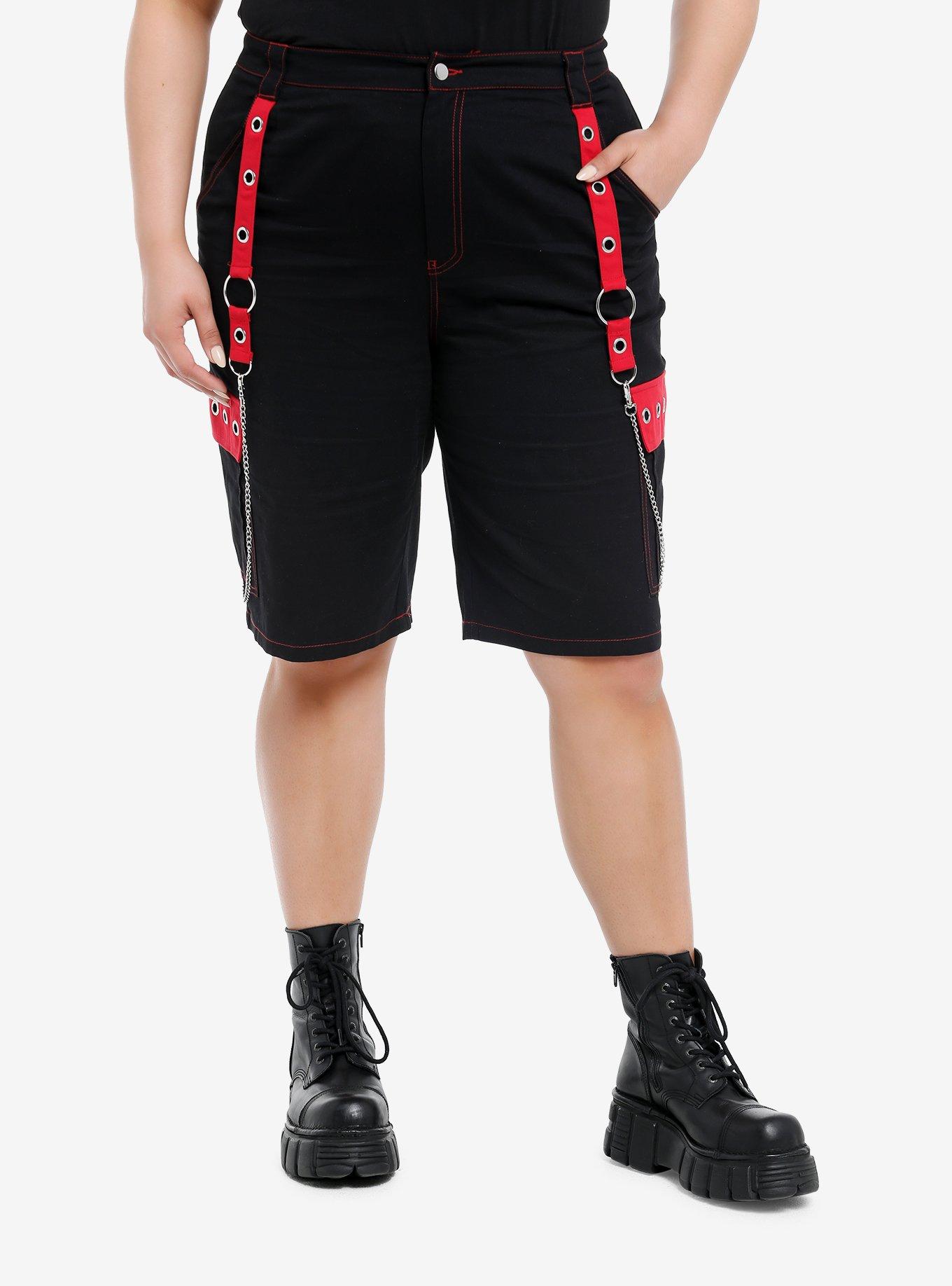 Social Collision Black & Red Grommet Chain Carpenter Shorts Plus Size, RED, hi-res
