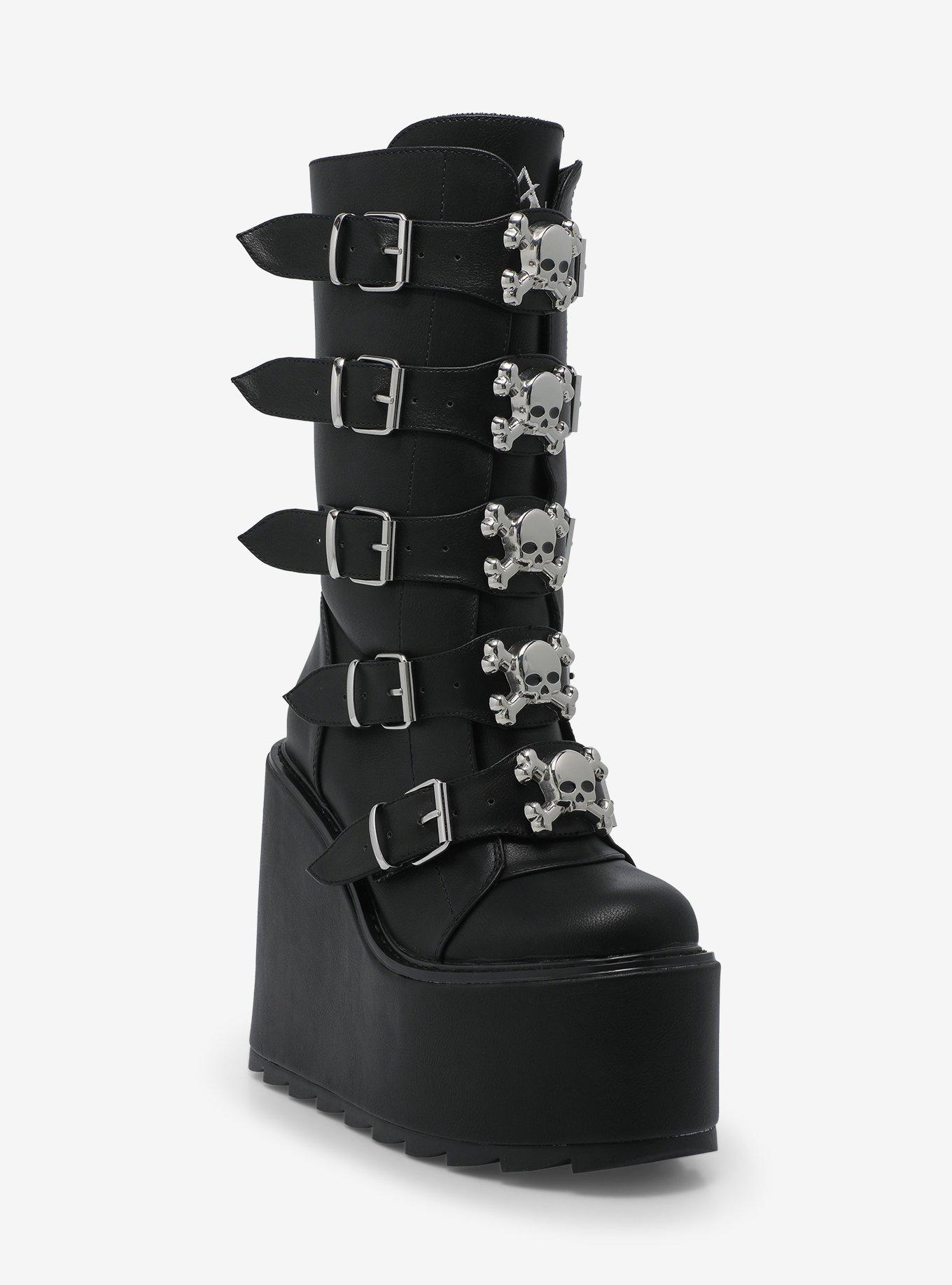 Platform boots hot topic store