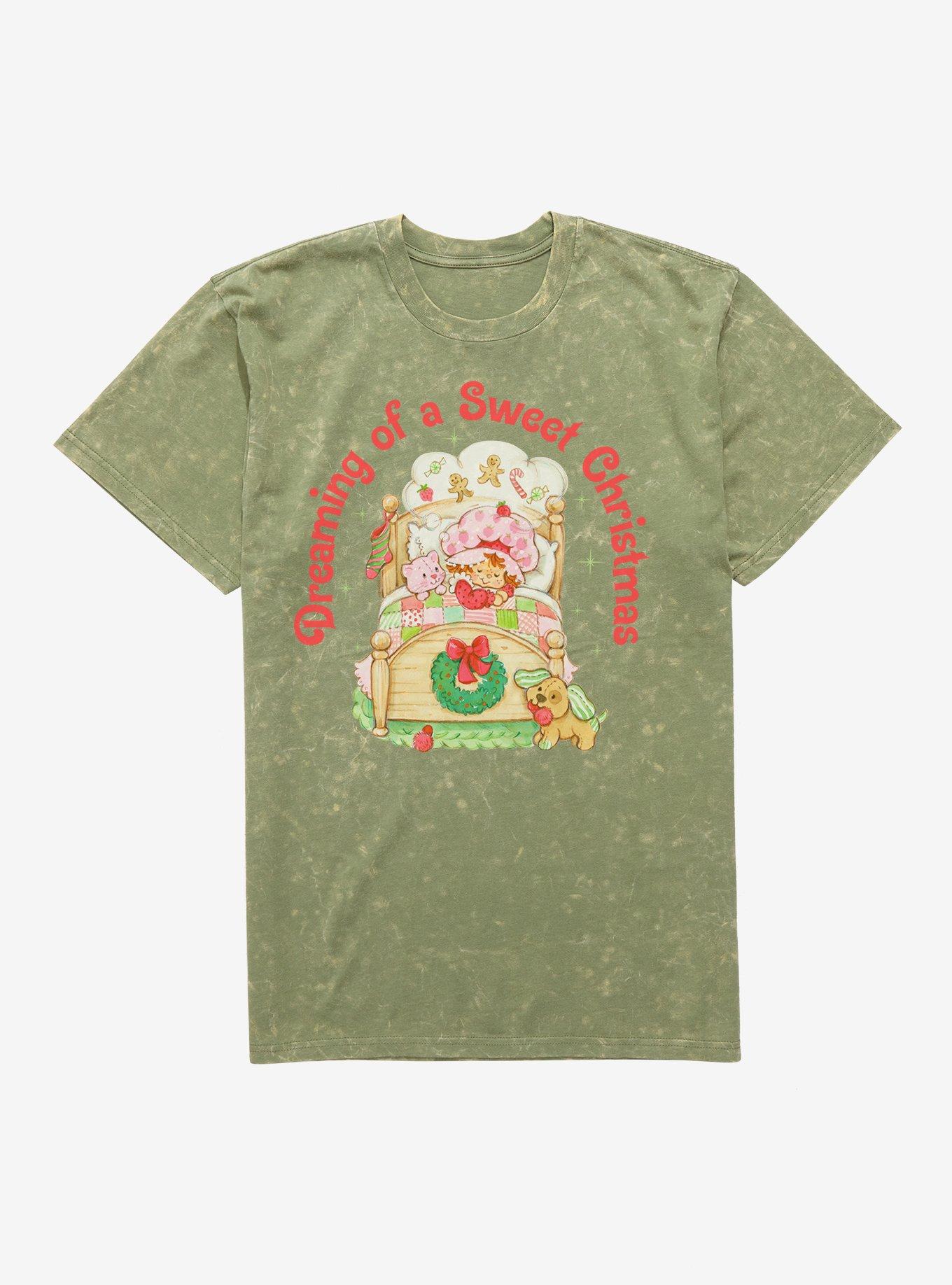 Strawberry Shortcake Dreaming Of A Sweet Christmas Mineral Wash T-Shirt, , hi-res