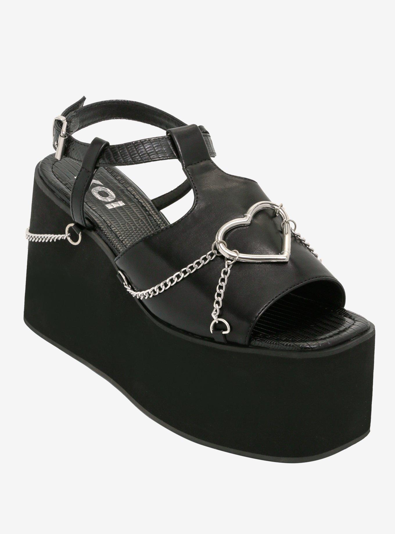 Koi Heart Hardware Chain Wedge Sandal, BLACK, hi-res