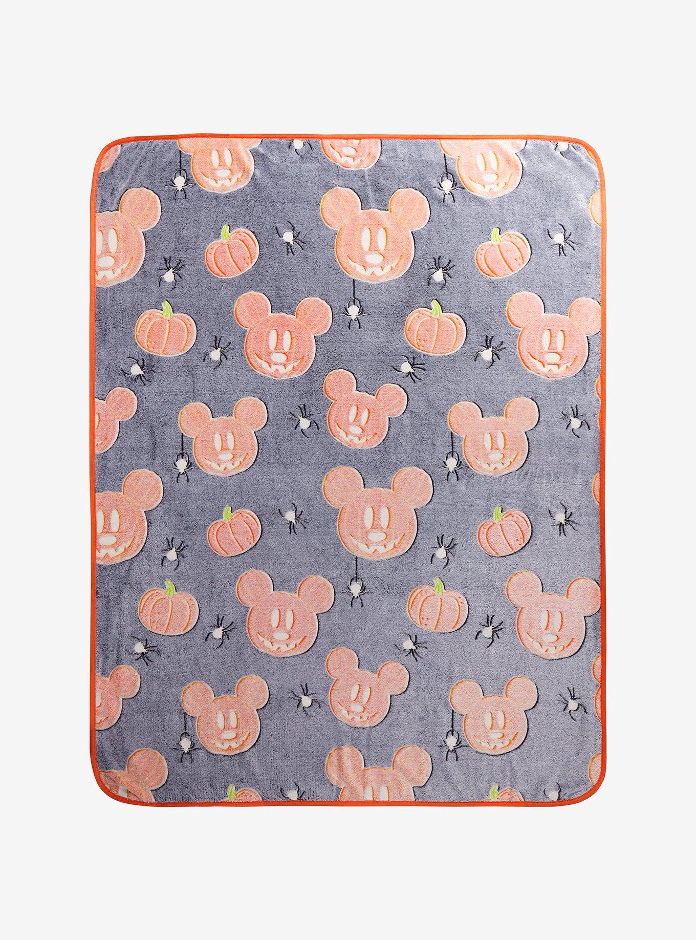 Disney halloween pumpkin outlets mickey plush blanket