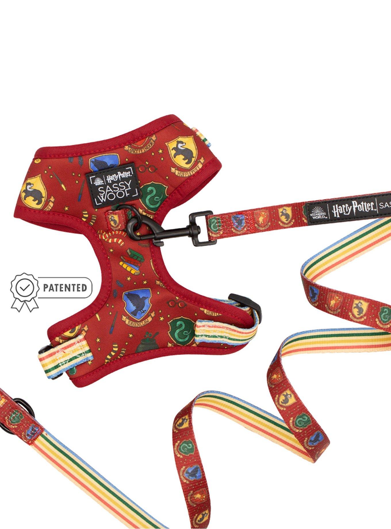 Harry Potter x Sassy Woof Dog Harness and Leash Bundle, RED, hi-res