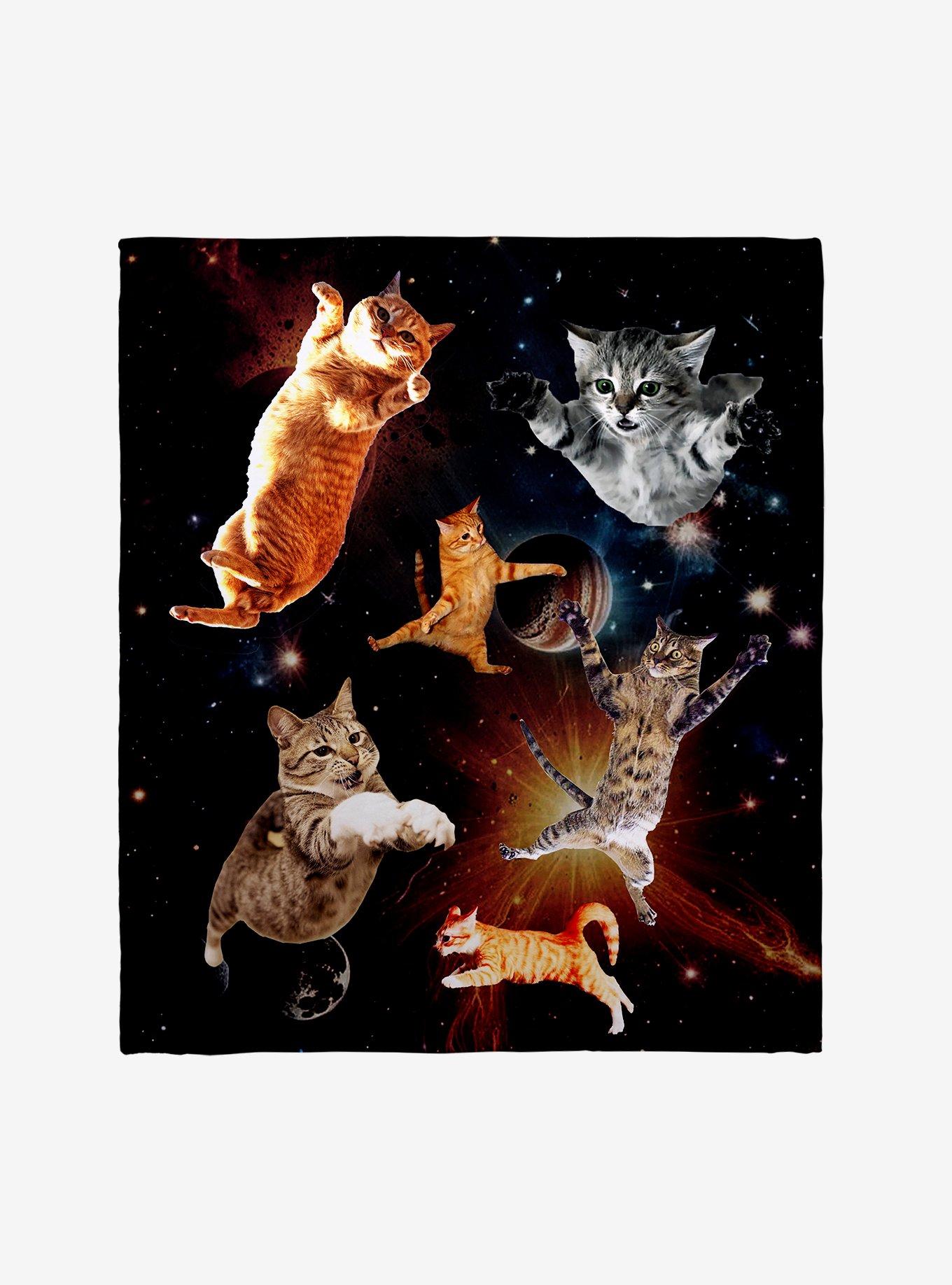 Cats Floating In Space Throw Blanket