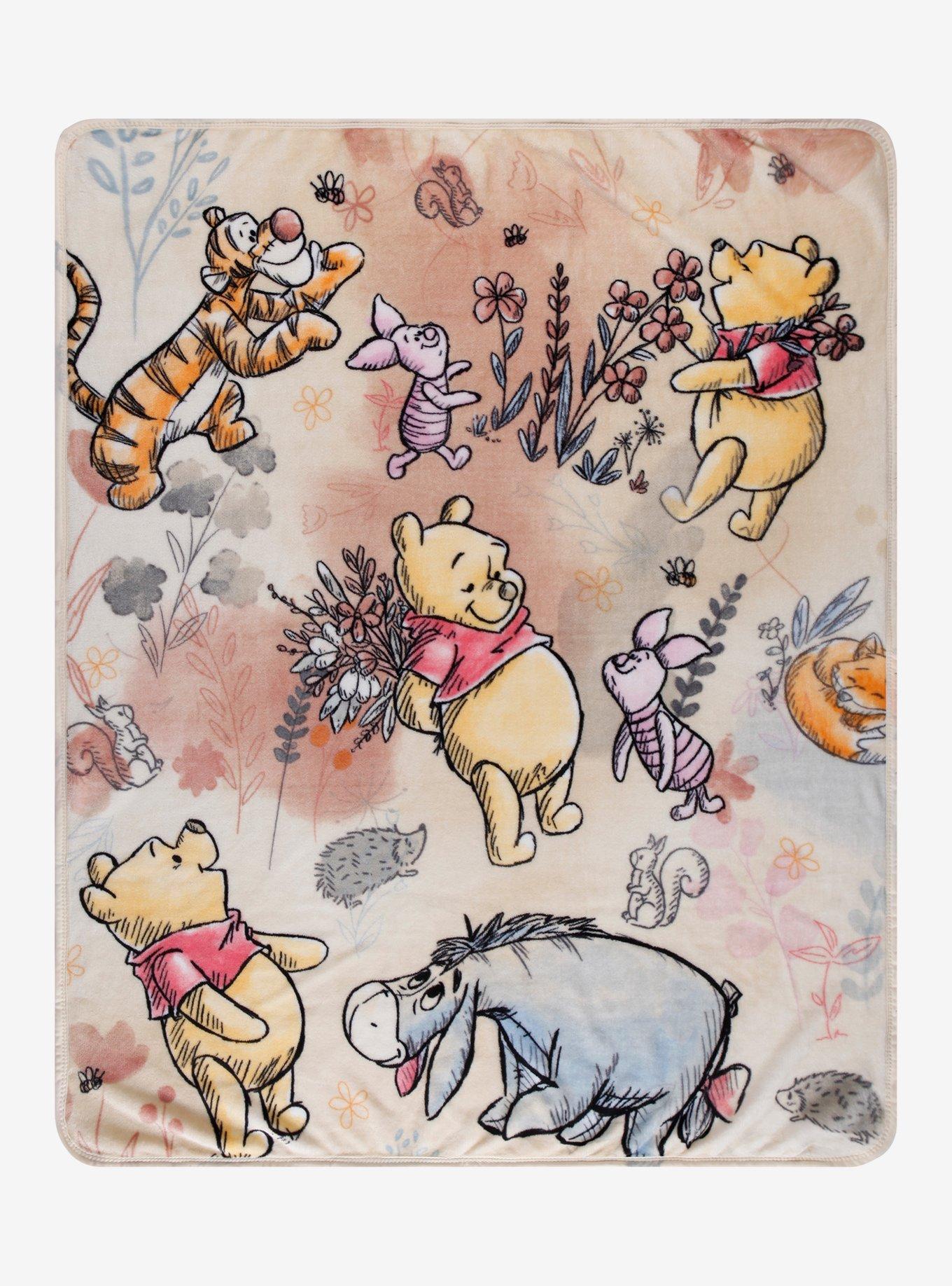 Disney Winnie The Pooh Friends Flowers Throw Blanket, , hi-res