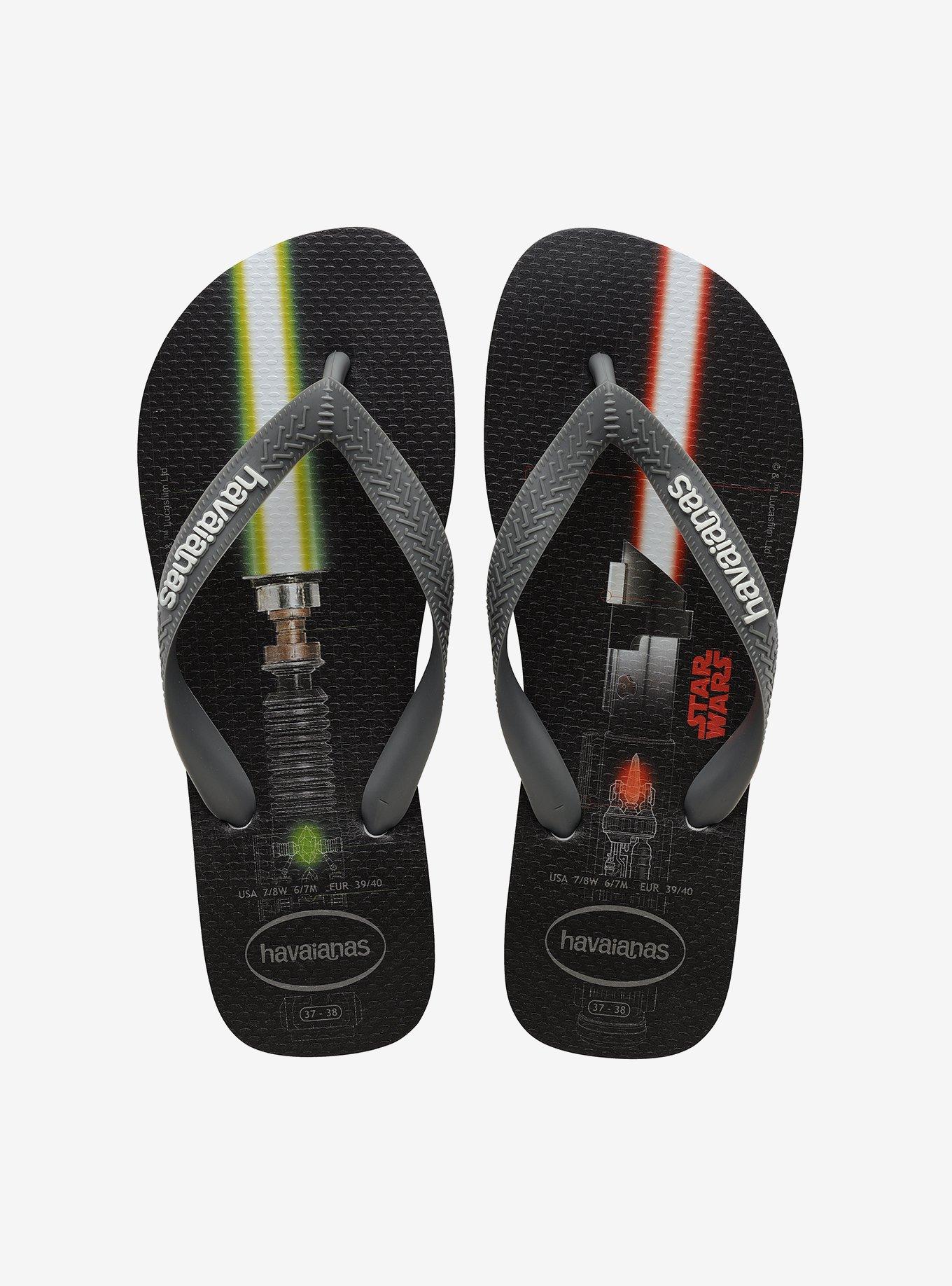 シューズ・サンダルその他 STAR WARS Unisex Brown Rubber Flip-Flops Havaianas Star Wars Lightsaber Men's Sandals | BoxLunch