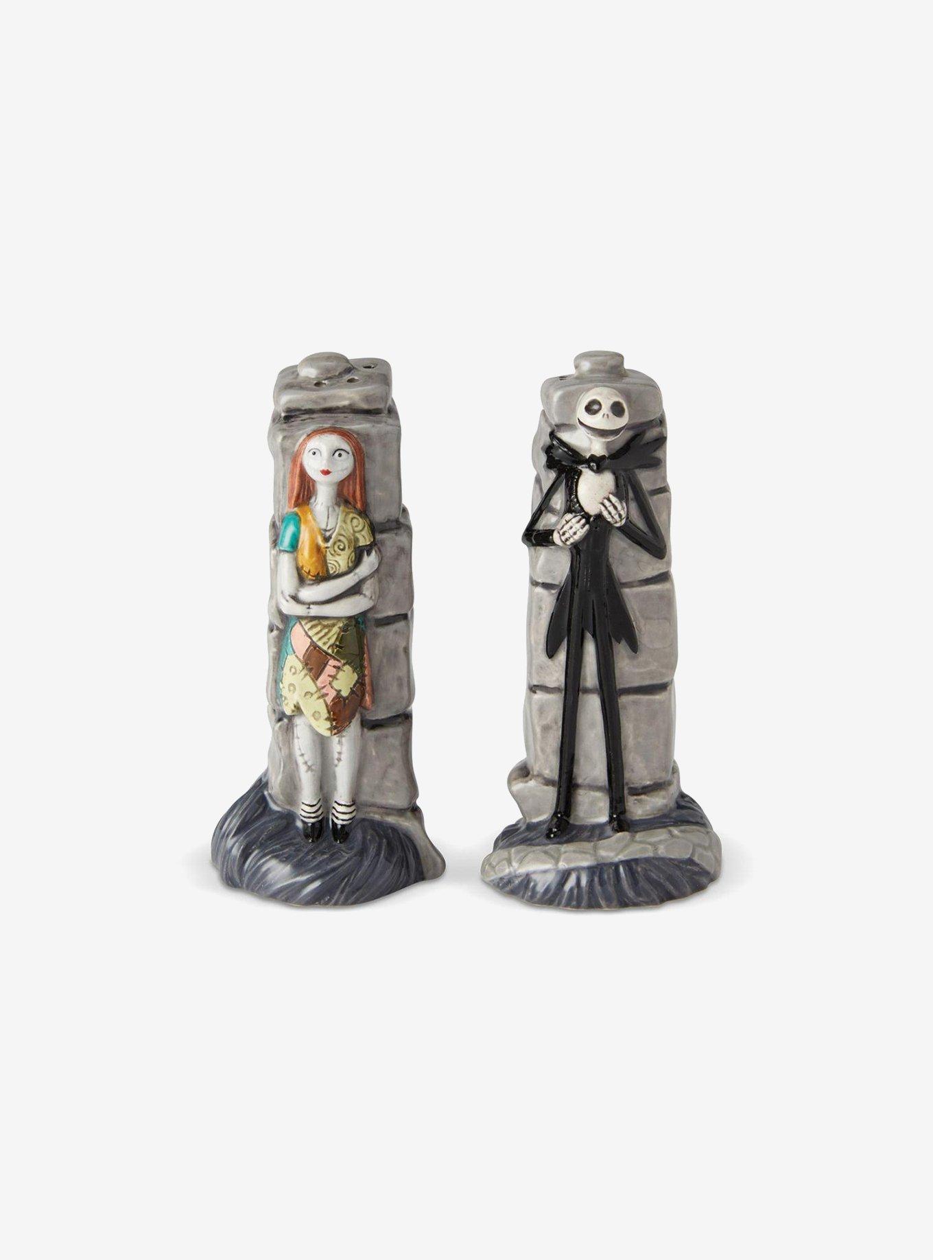 Disney Nightmare Before Christmas Jack and Sally Salt & Pepper Shaker, , hi-res