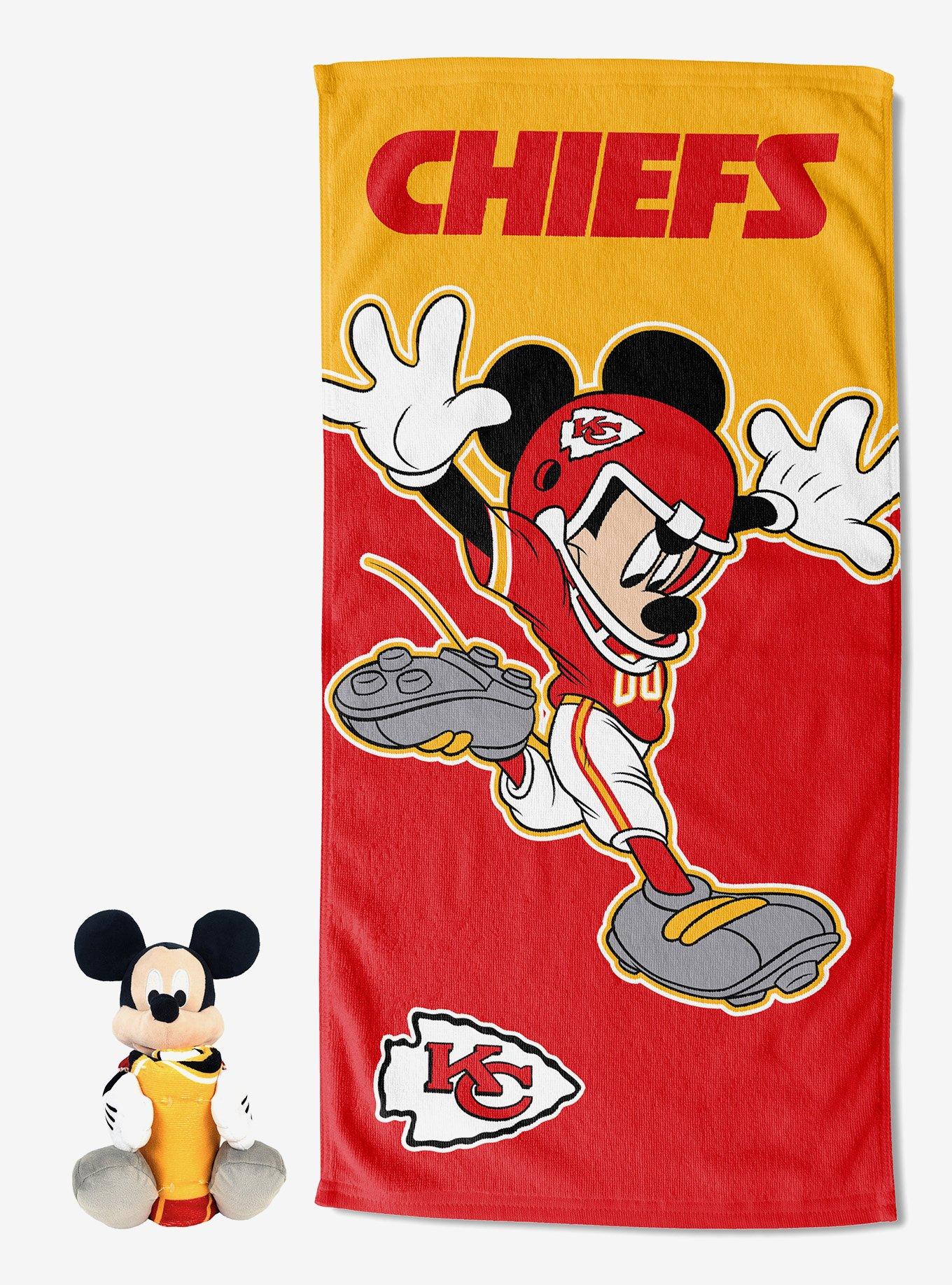 NFL Chiefs Disney Mickey Splash Hugger Beach Towel, , hi-res