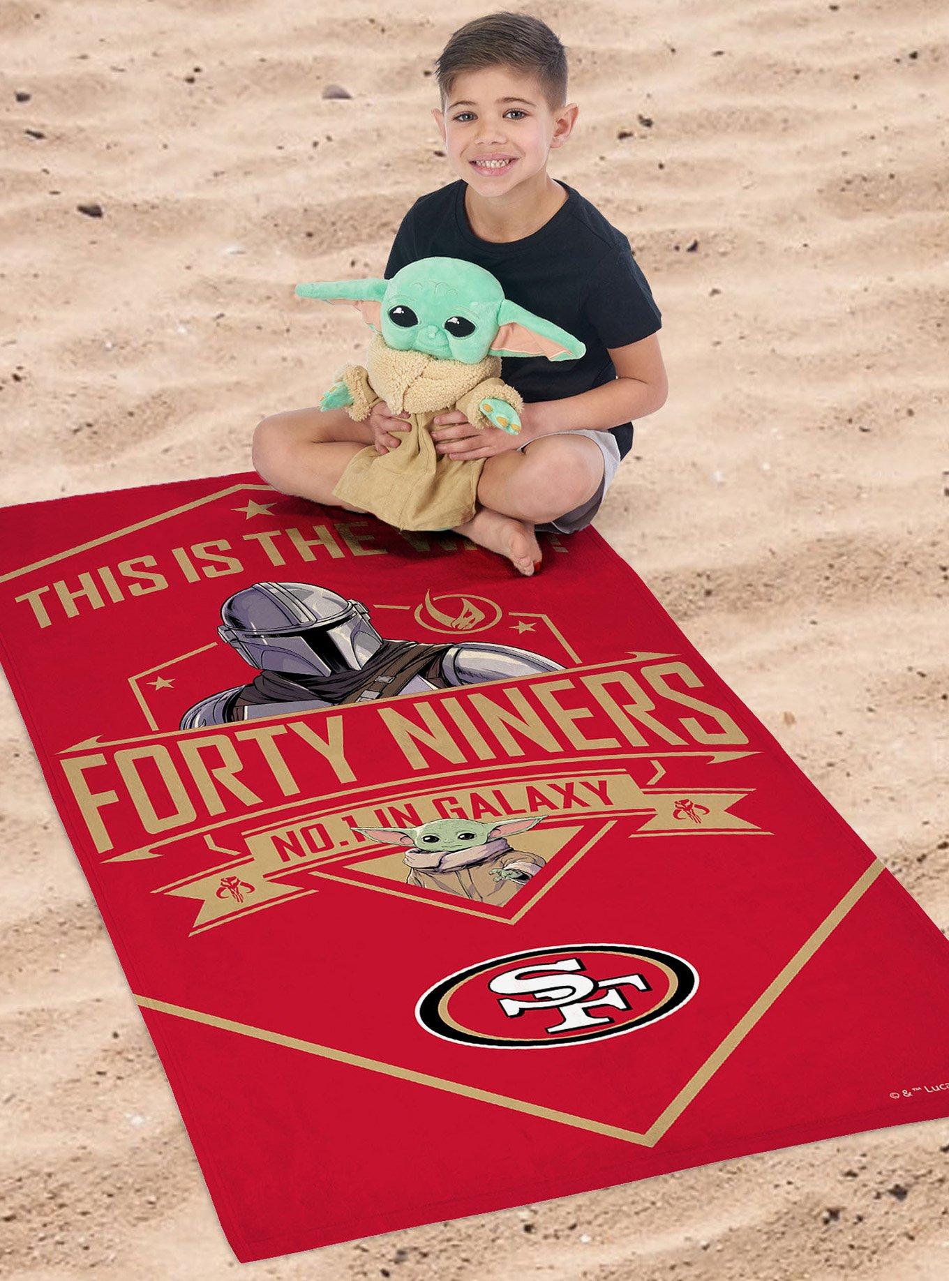 NFL 49ers Star Wars the Child Shield Hugger Beach Towel, , hi-res