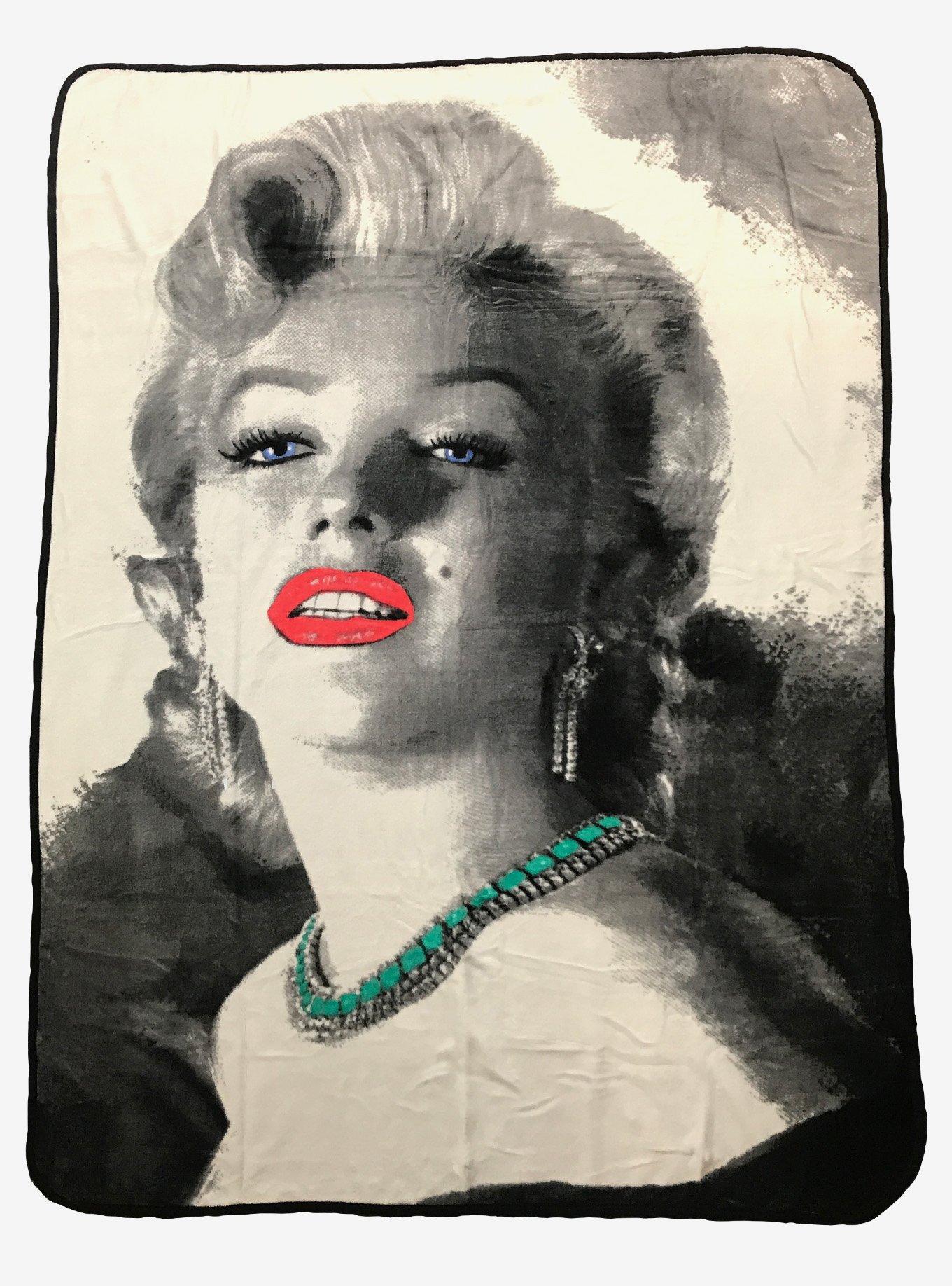 Marilyn Monroe Blanket, , hi-res