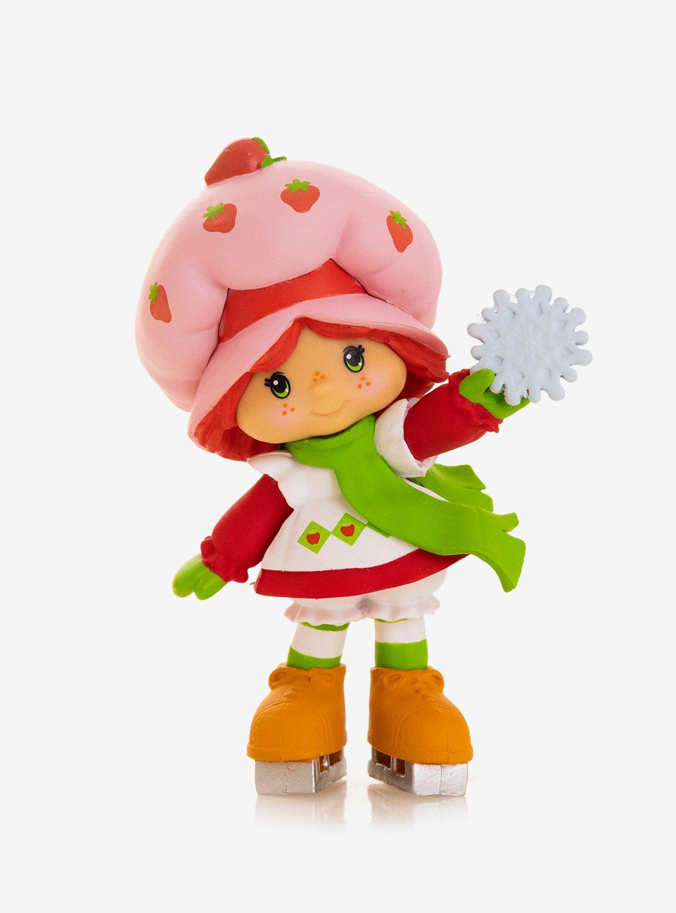 Strawberry Shortcake Skates CheeBee Figure