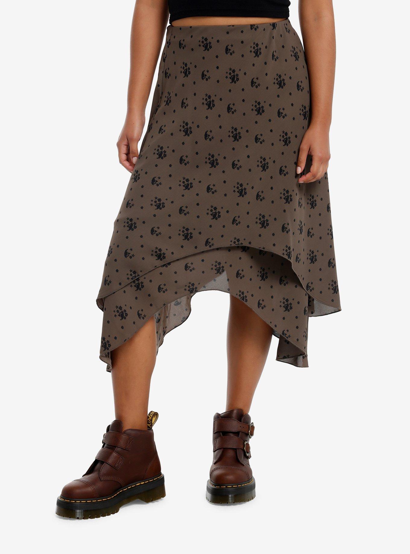 SOCIALCOLLISION Social Collision Brown & Black Daisies Shark Bite Skirt