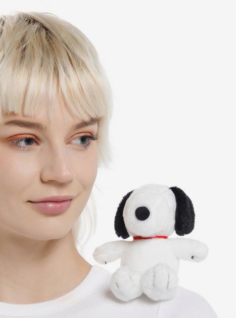 Shoulderkins Peanuts Snoopy Magnetic Plush | Hot Topic
