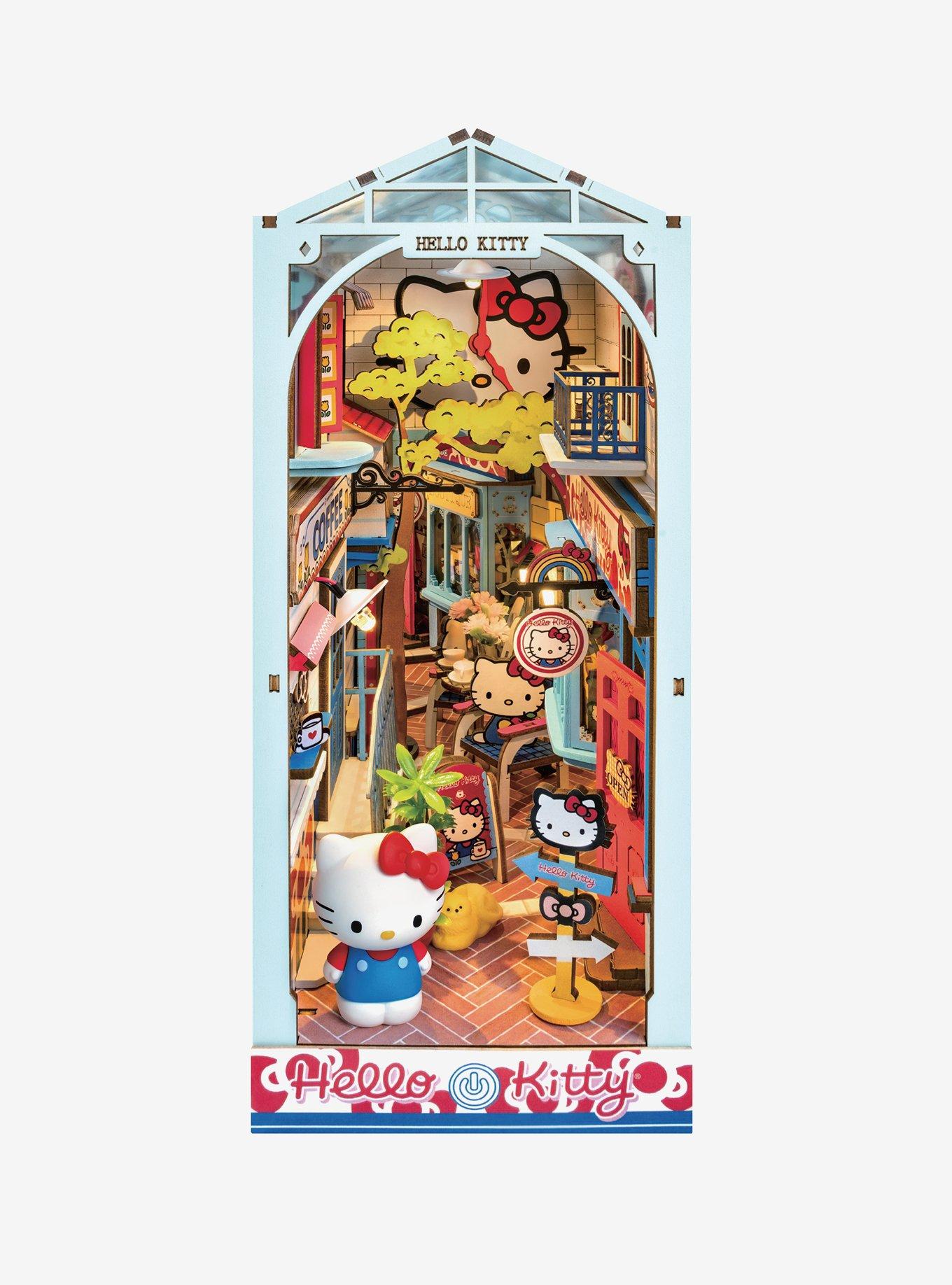 Hello Kitty Town Square Book Nook Kit