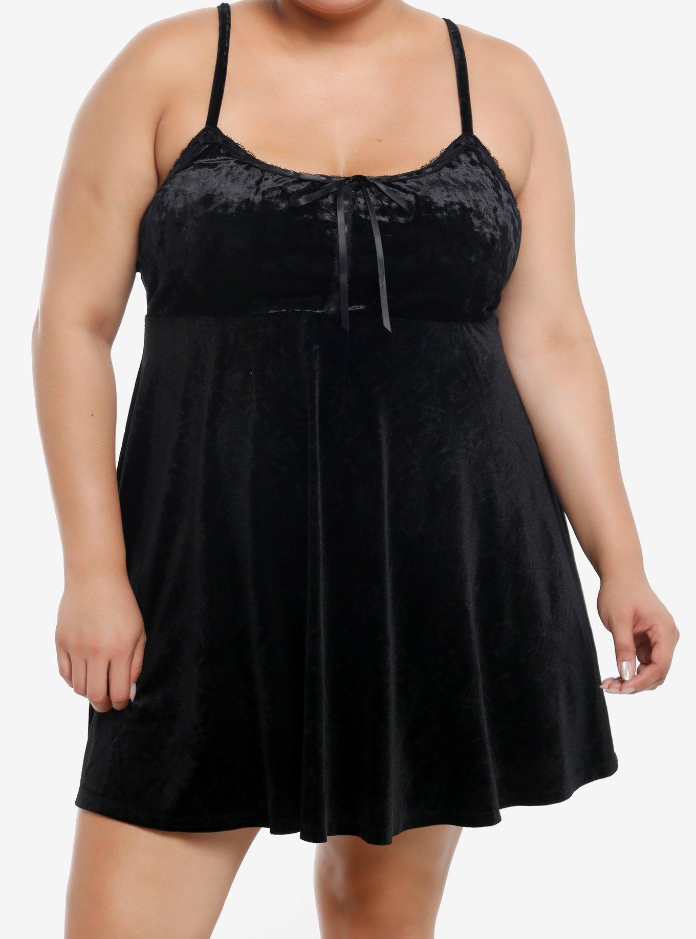 Cosmic Aura Witch Symbol Debossed Velvet Cami Dress Plus Size, , hi-res